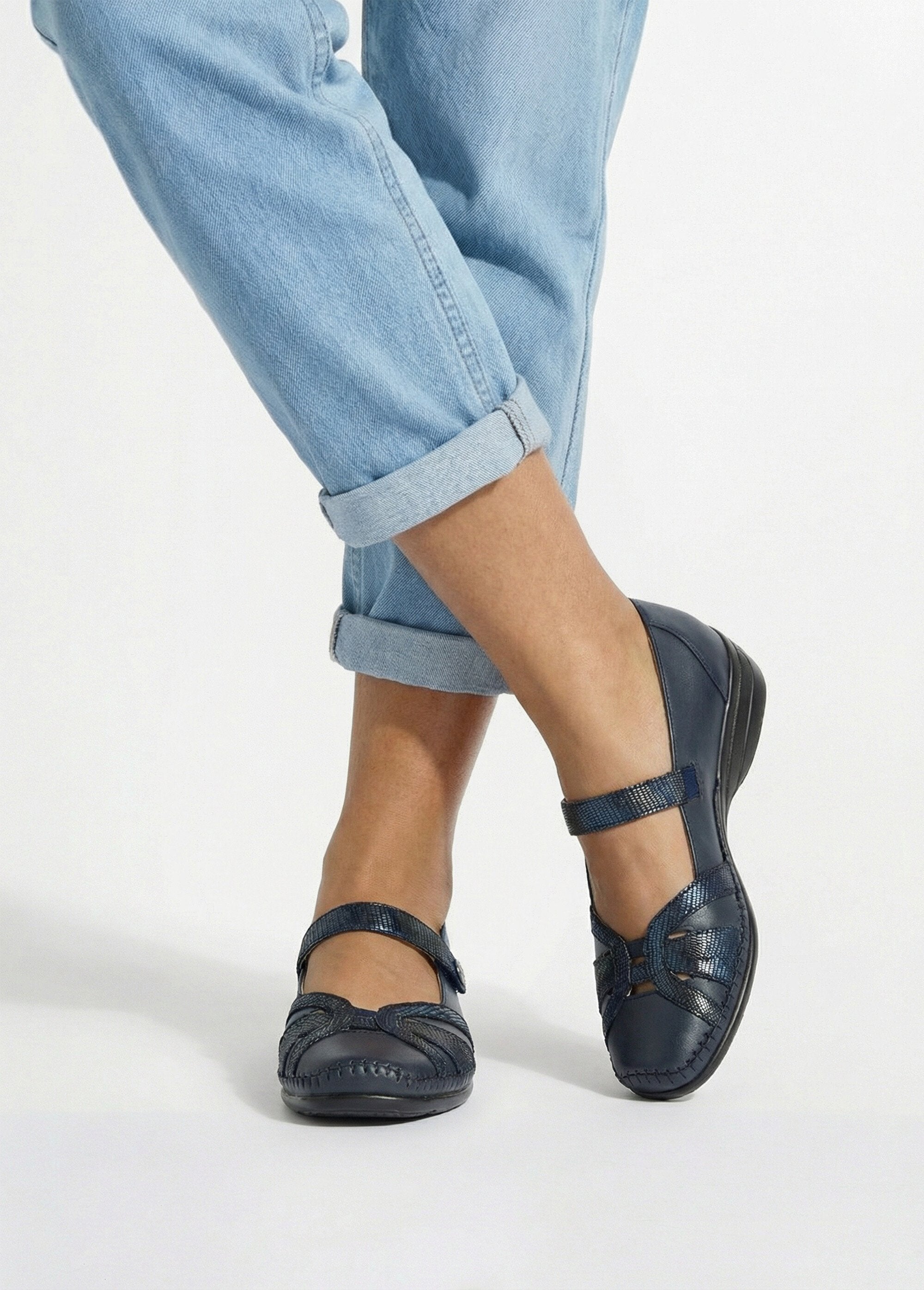Comfort_wide_leather_ballerinas_with_Velcro_straps_Marine_SF1_slim