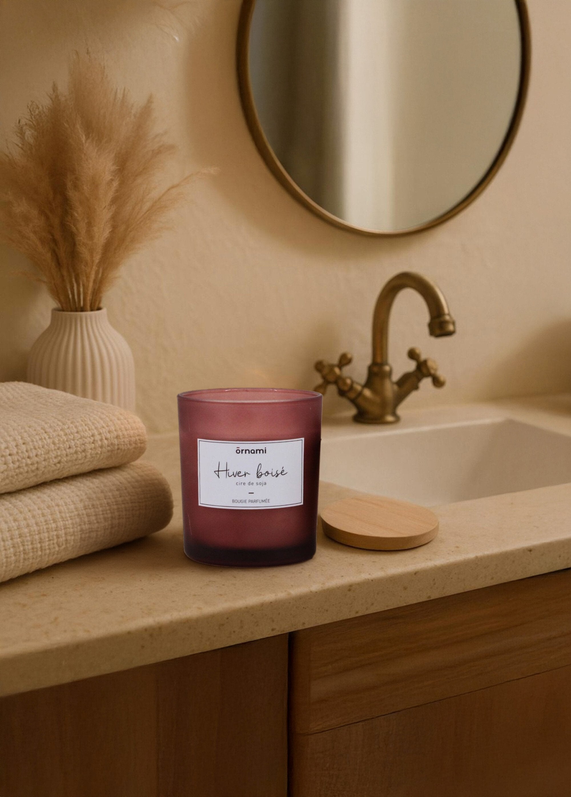 Scented_candle_in_a_glass_jar_with_a_lid_Pink_SF1_slim