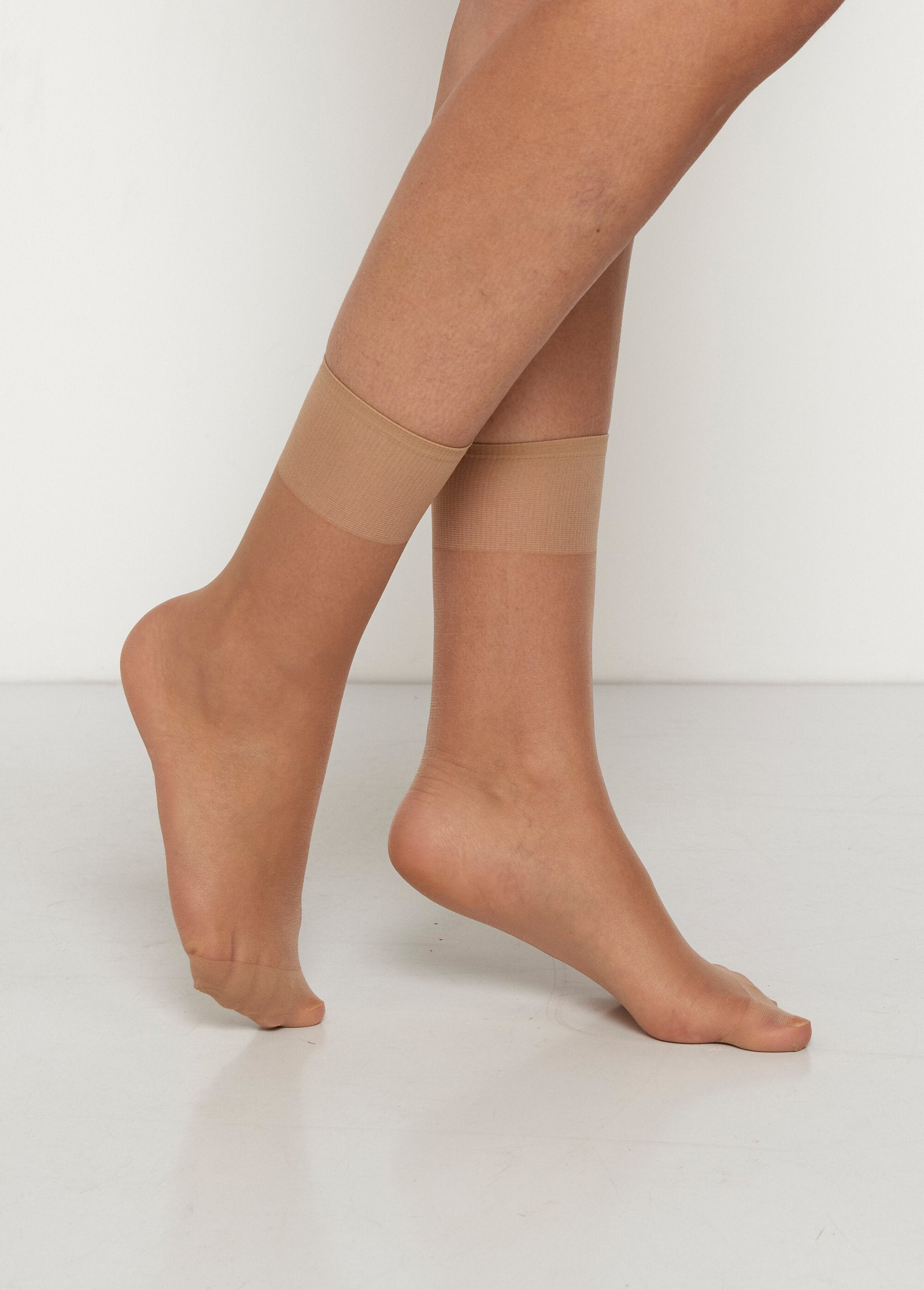 Light_voile_socks,_20_deniers_Beige_DR1_slim