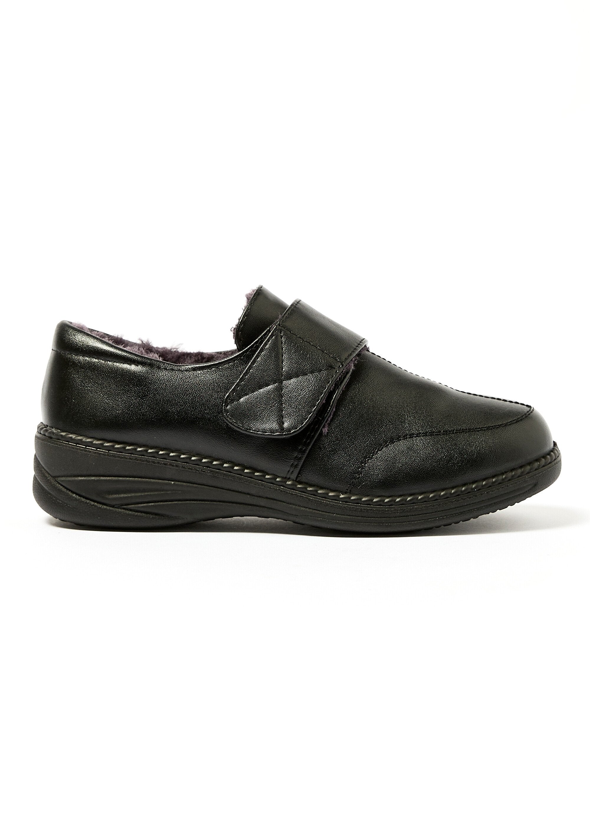 Wedge_Velcro_opening_derbies_Black_DR1_slim