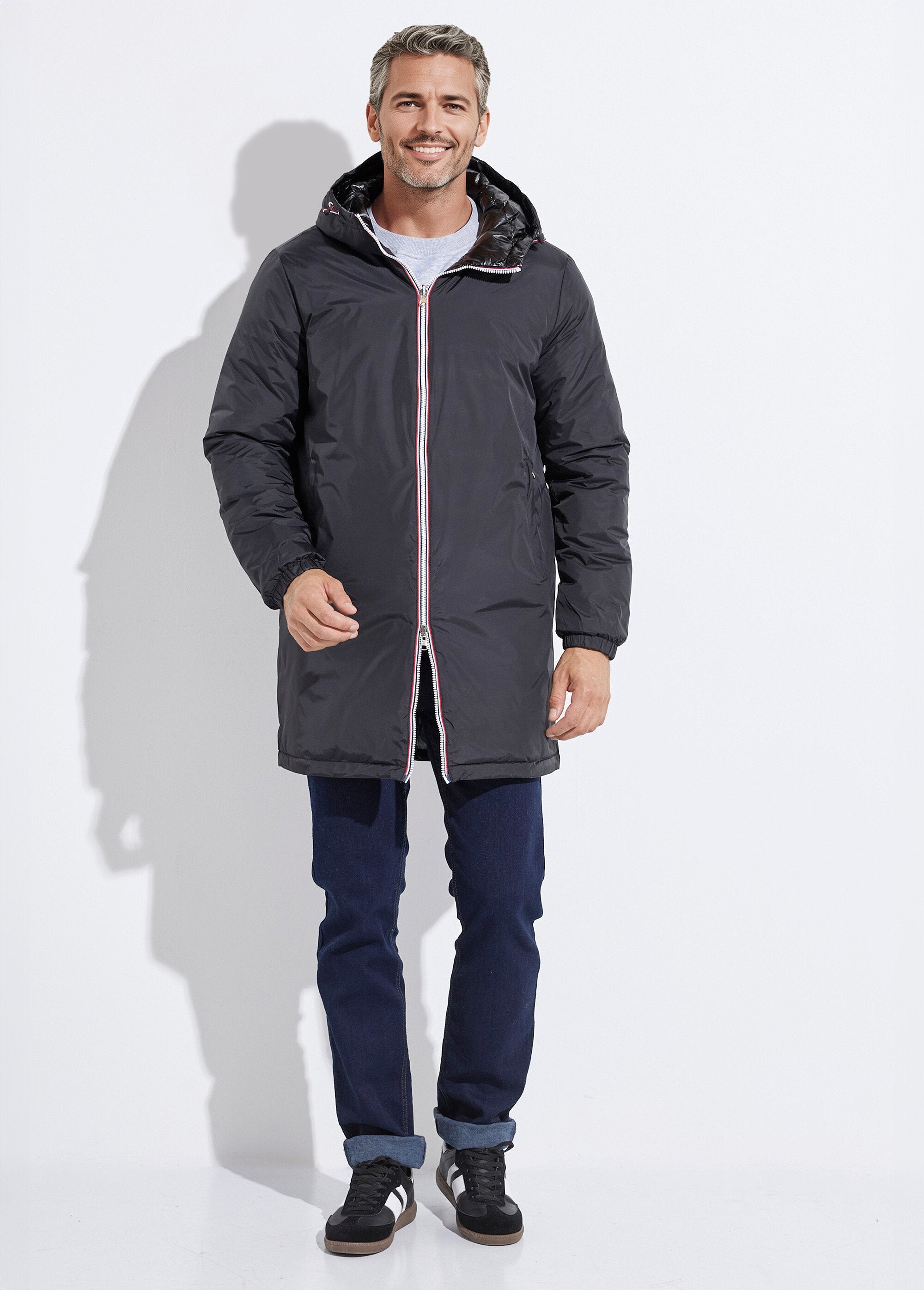 Long_reversible_down_jacket_with_hood_Black_SF1_slim