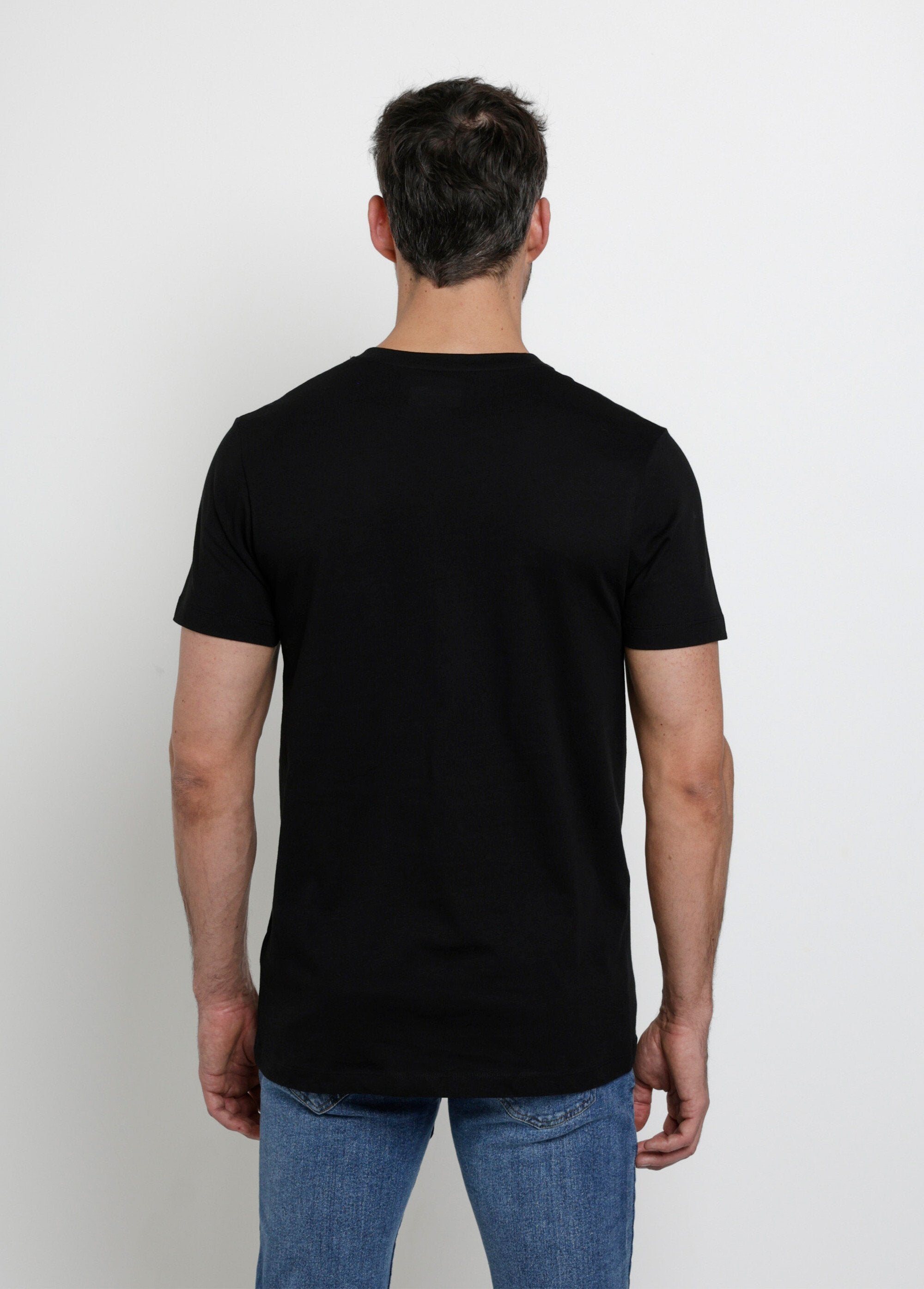 Matching_short-sleeved_V-neck_T-shirt_Black_DO1_slim