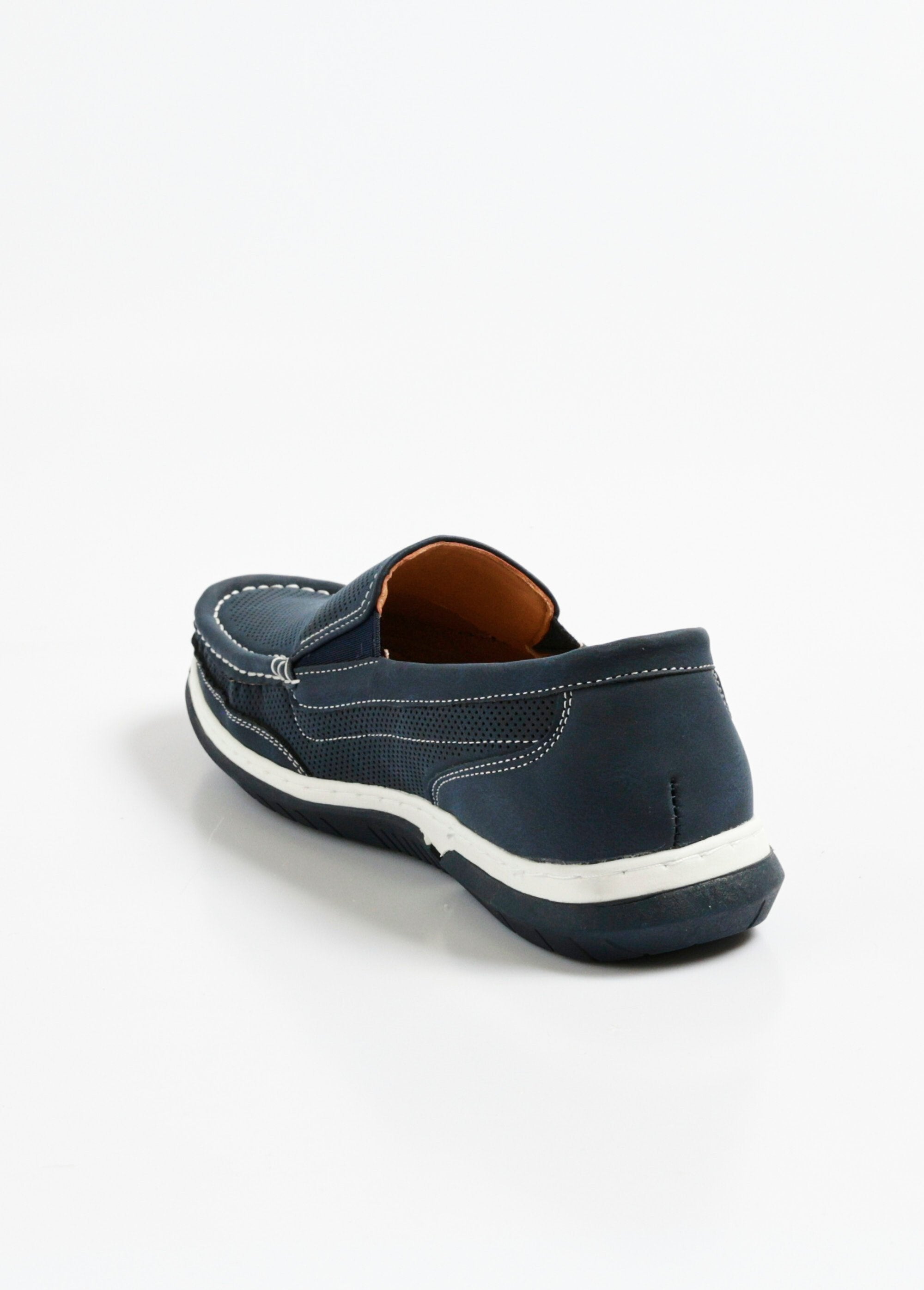 Micro-perforated_elasticated_leather_boat-style_loafers_Marine_DO1_slim