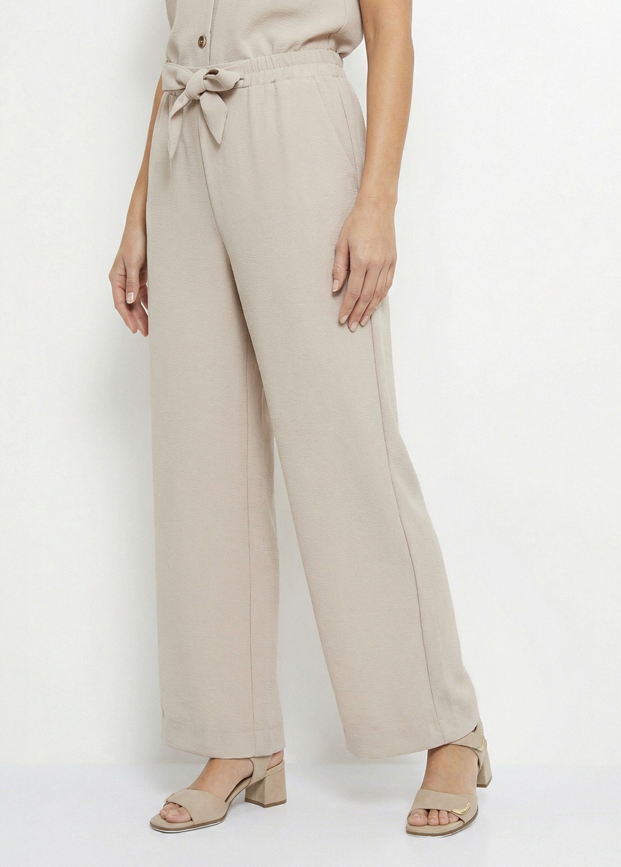 Soft_textured_trousers,_tied_at_the_waist_Sand_FA1_slim
