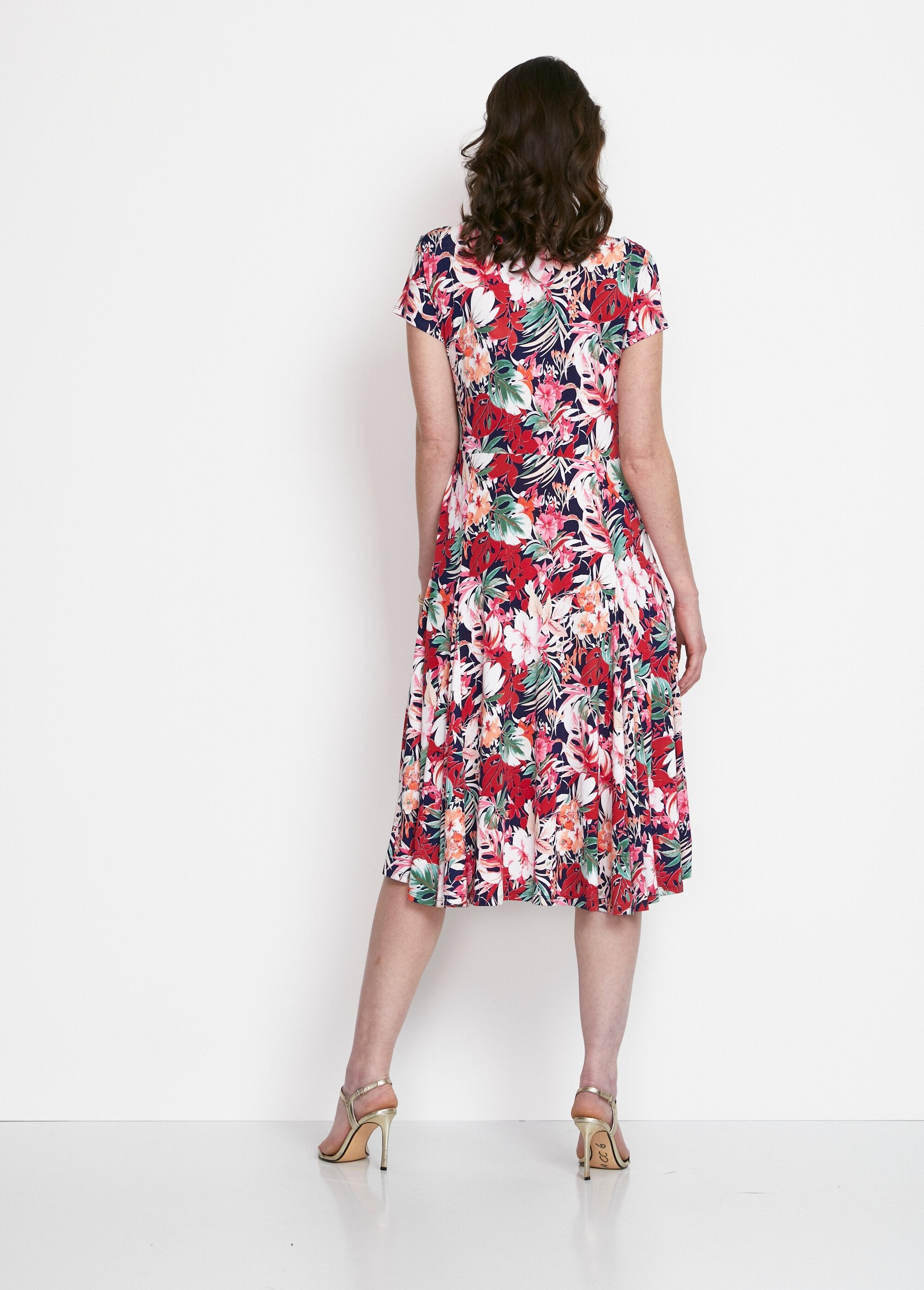 V-neck_flared_midi_dress_Fuchsia_print_DO1_slim
