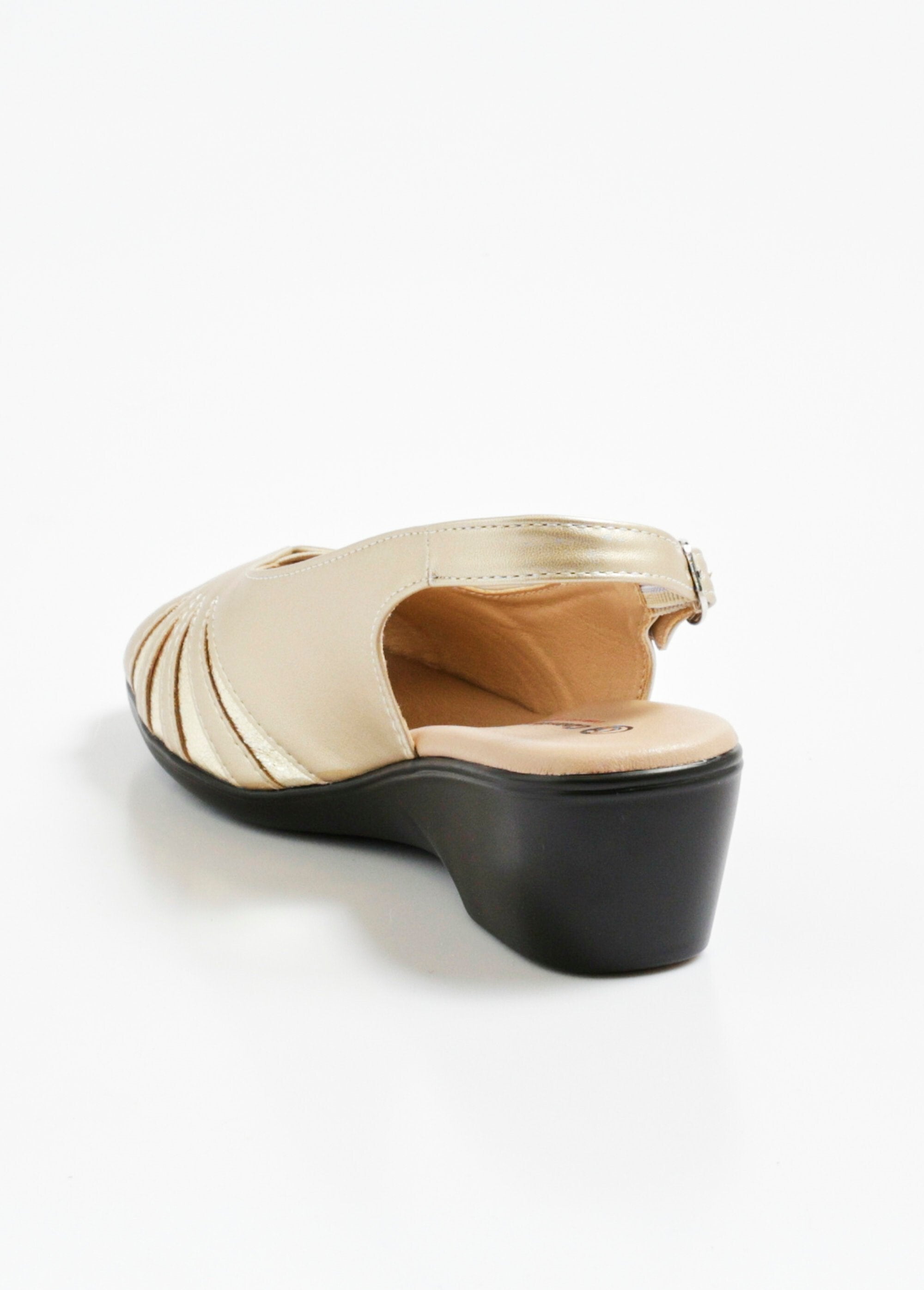 Open_toe_metallic_detail_sandals_Golden_DO1_slim