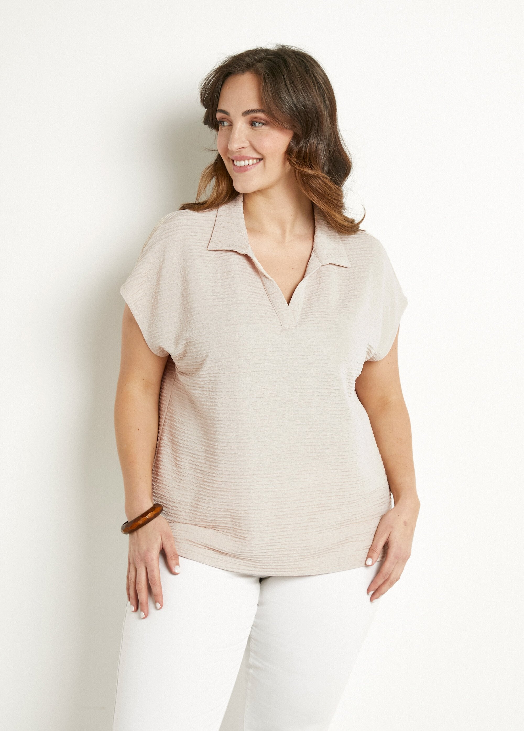 Plain_short_sleeve_shirt_collar_t-shirt_Sand_FA1_curvy