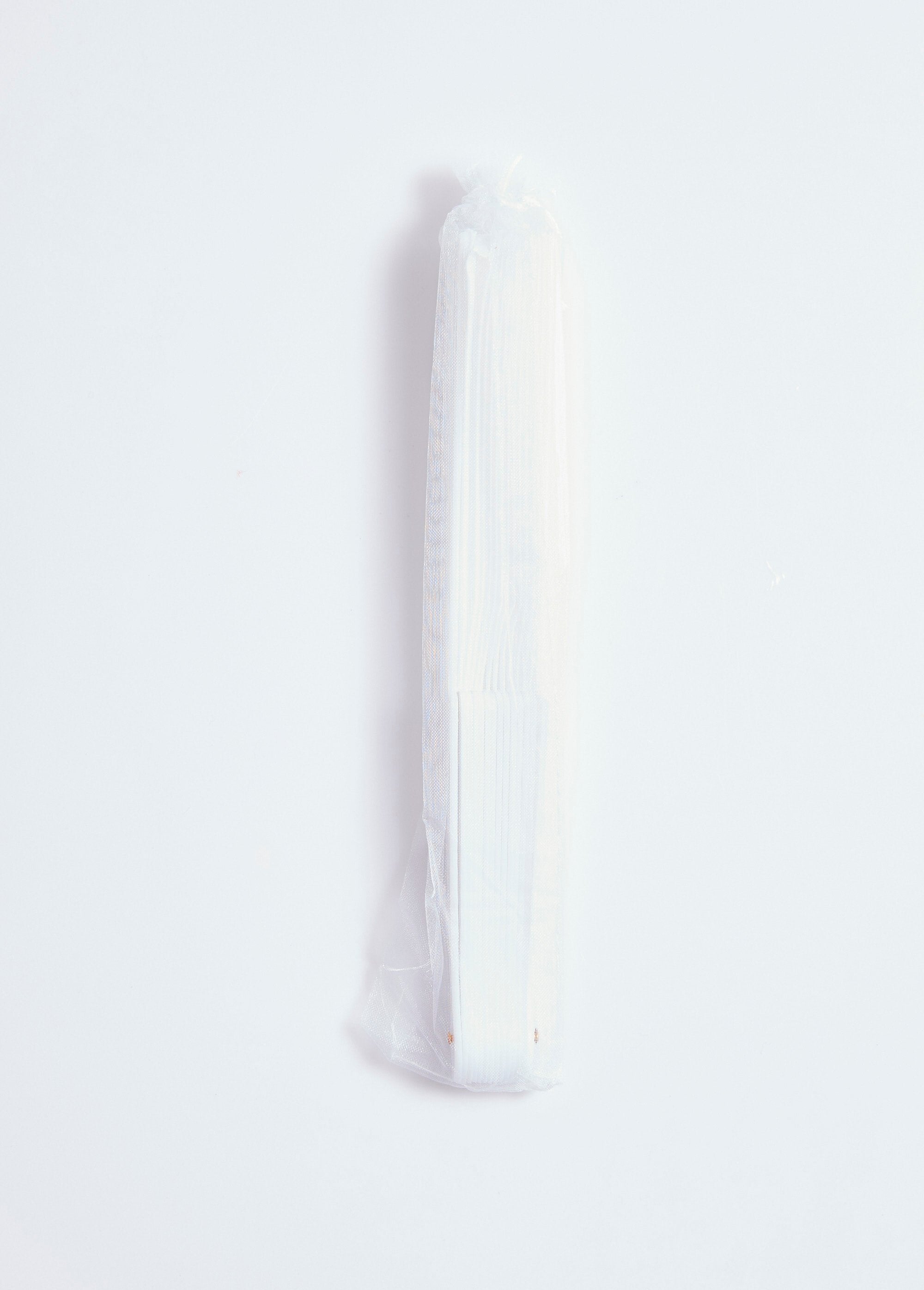 Fan_and_organza_pouch_White_DE2_slim