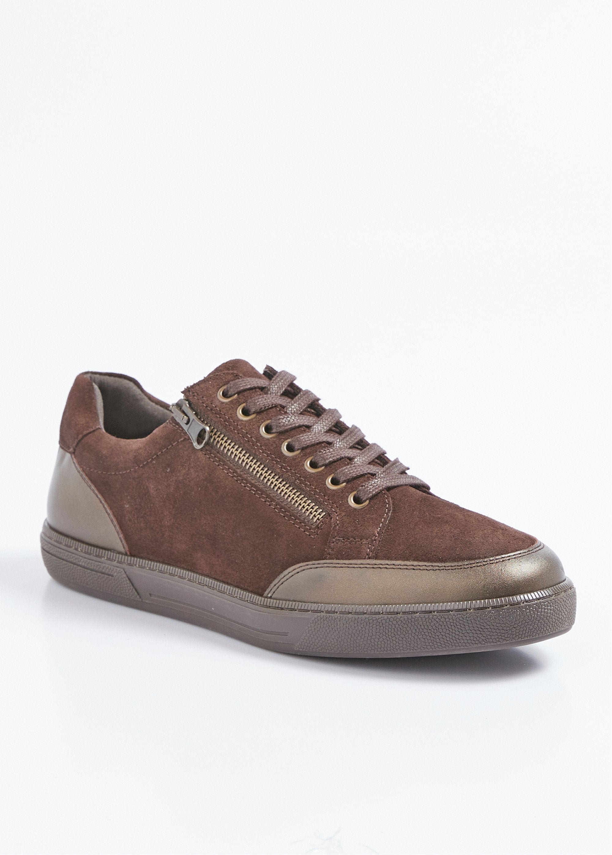 Baskets_basses_en_cuir_lacées_et_zippées_Marron_FA1_slim