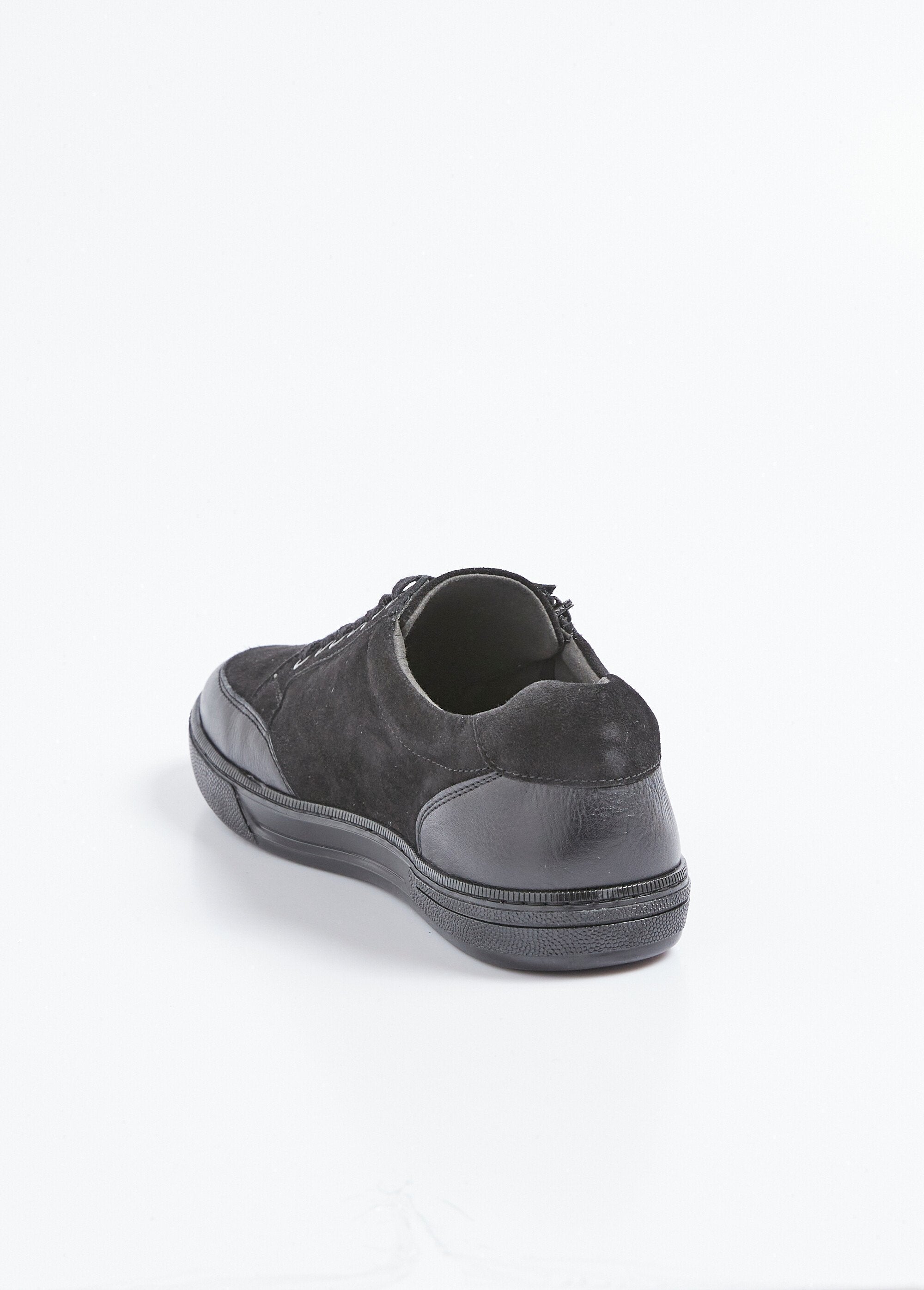 Baskets_basses_en_cuir_lacées_et_zippées_Noir_DO1_slim