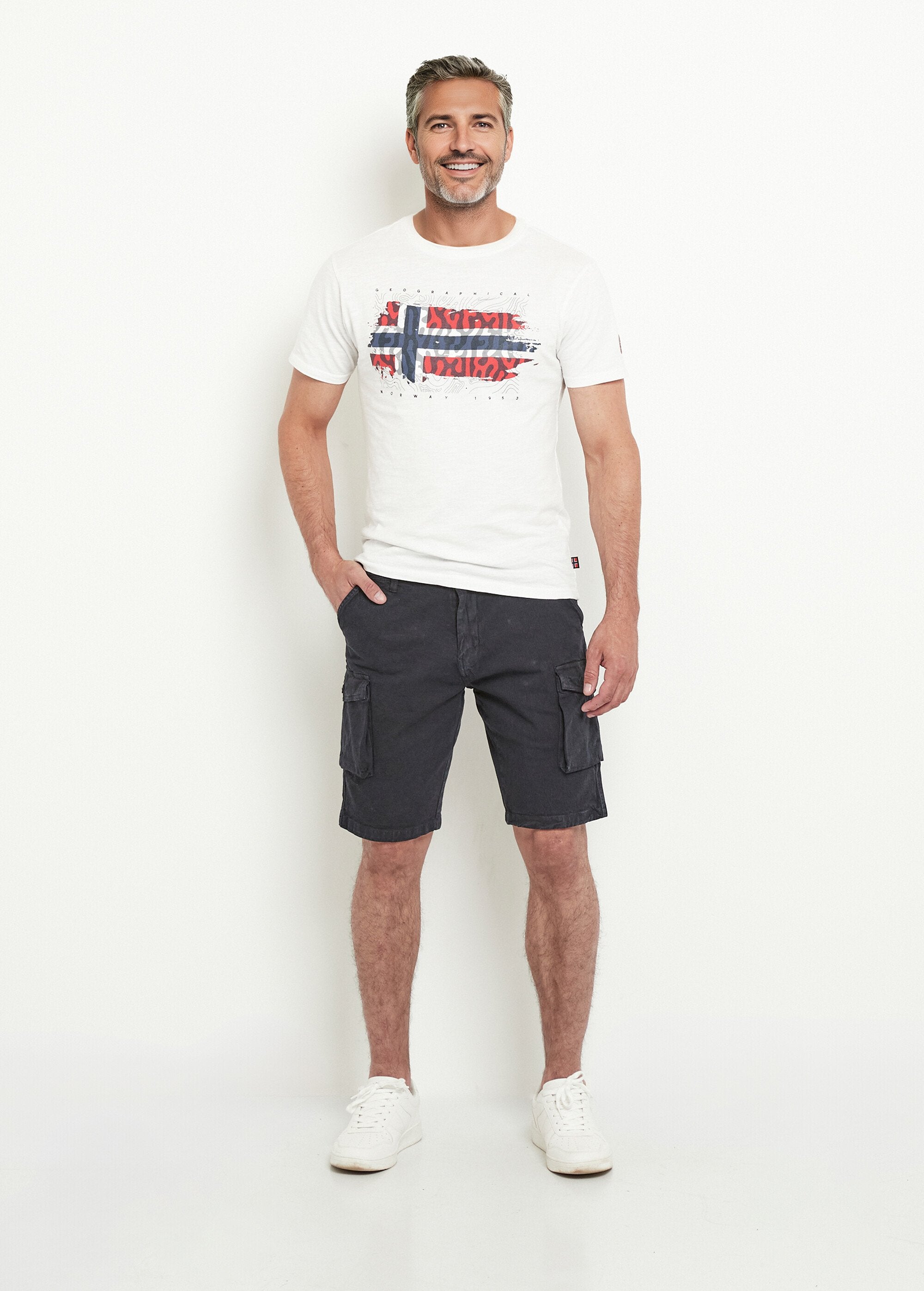 Stretch_Bermuda_shorts_with_side_flap_pockets_Marine_SF1_slim