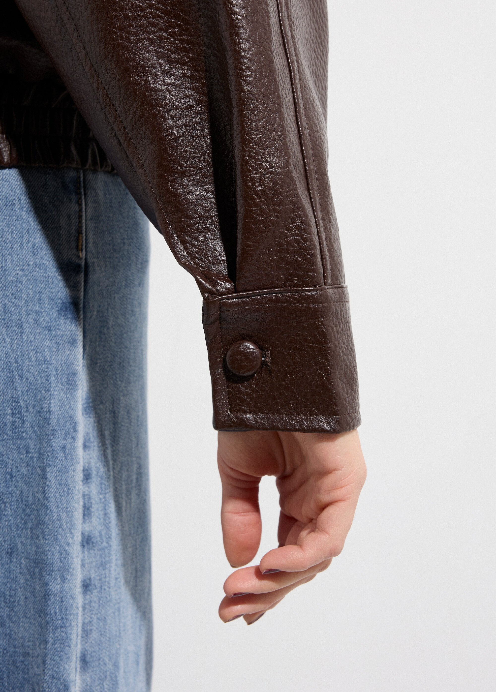 Vintage-inspired_faux_leather_jacket_Brown_DE2_slim