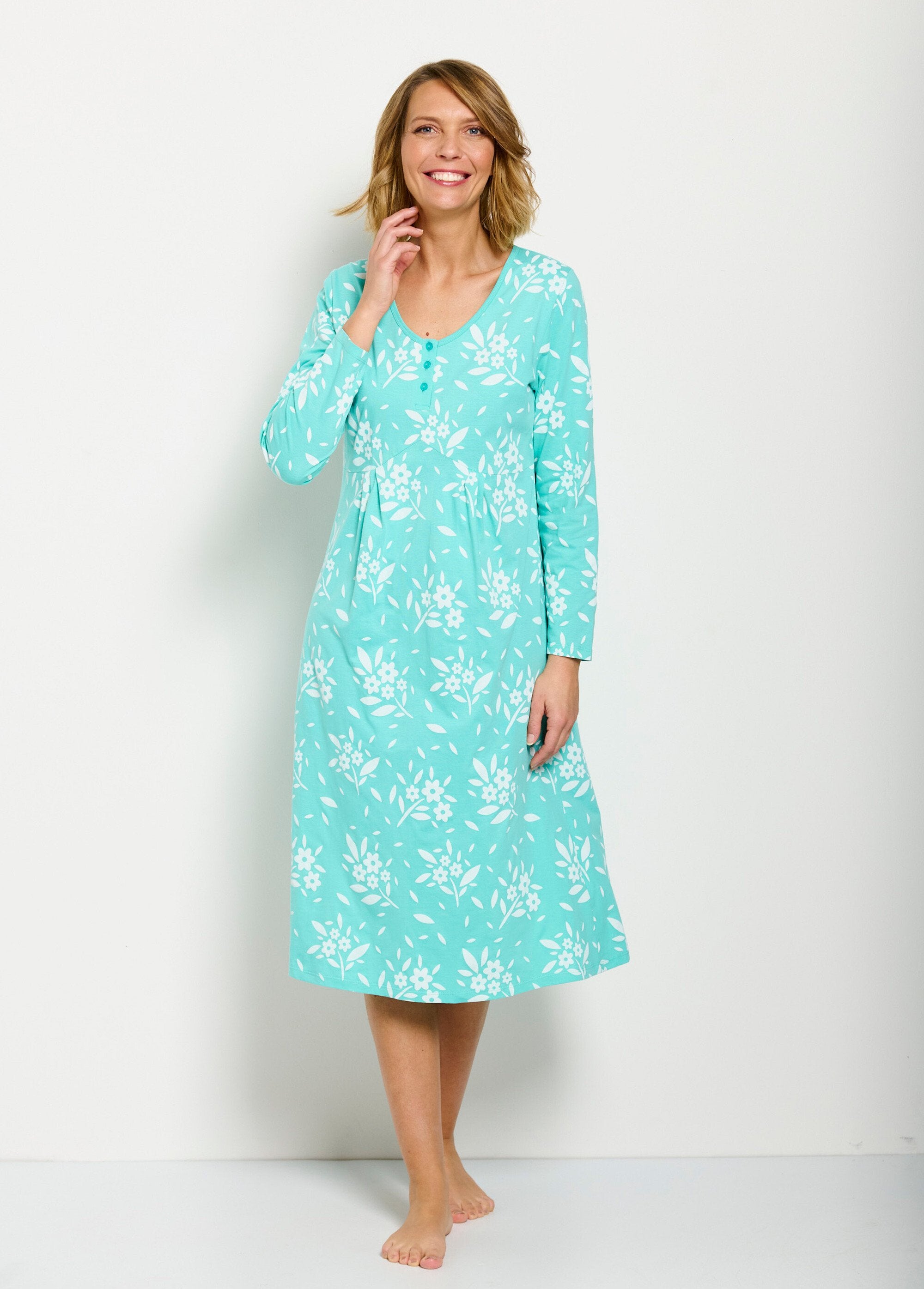 Mid-length_floral_cotton_buttoned_nightdress_Green_FA1_slim