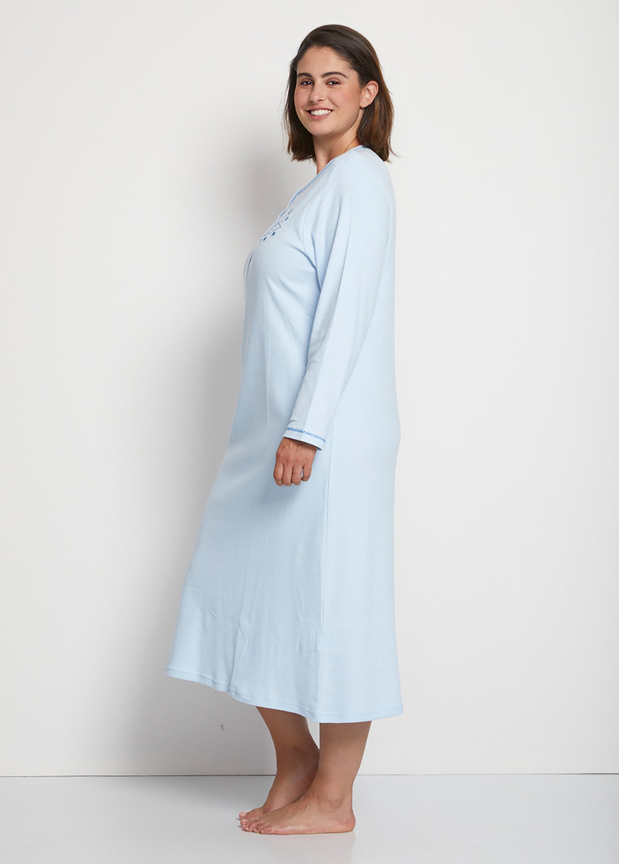 Embroidered_t-shirt_nightgown_Blue_DR1_curvy