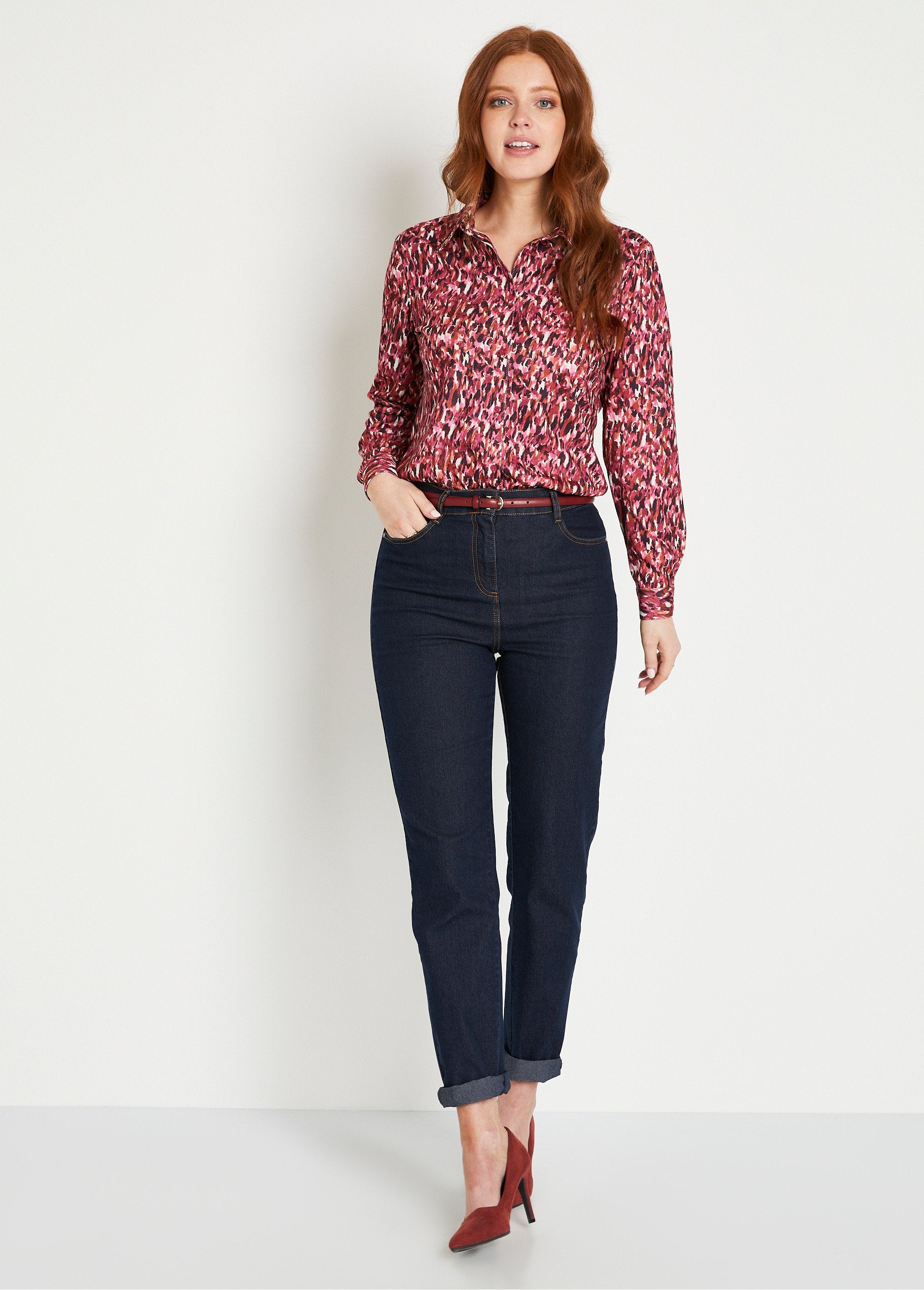 Long_button-down_blouse_in_warm_graphic_knit_Pink_SF1_slim