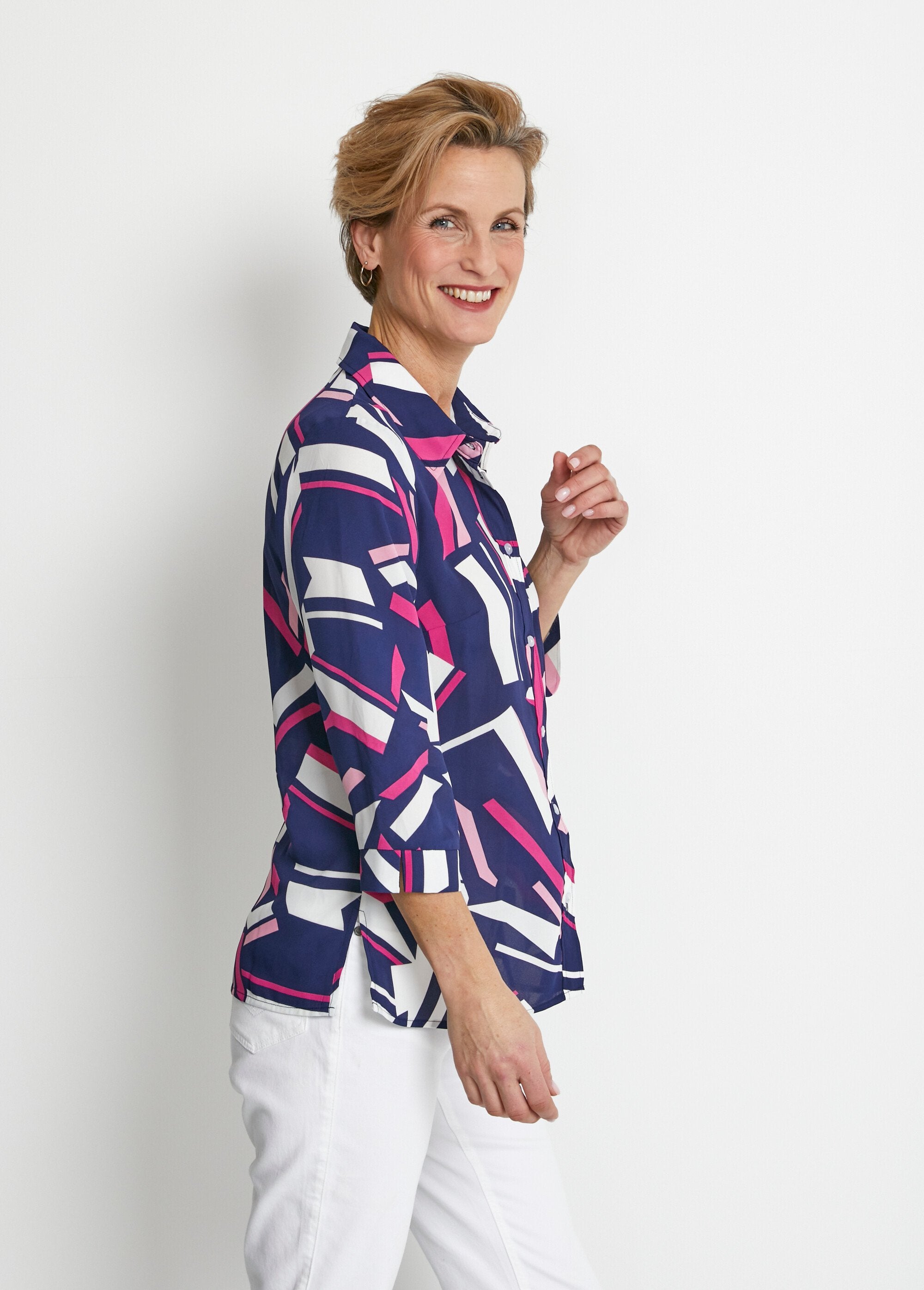 Straight_graphic_blouse_with_3/4_sleeves_Navy_and_fuchsia_DR1_slim