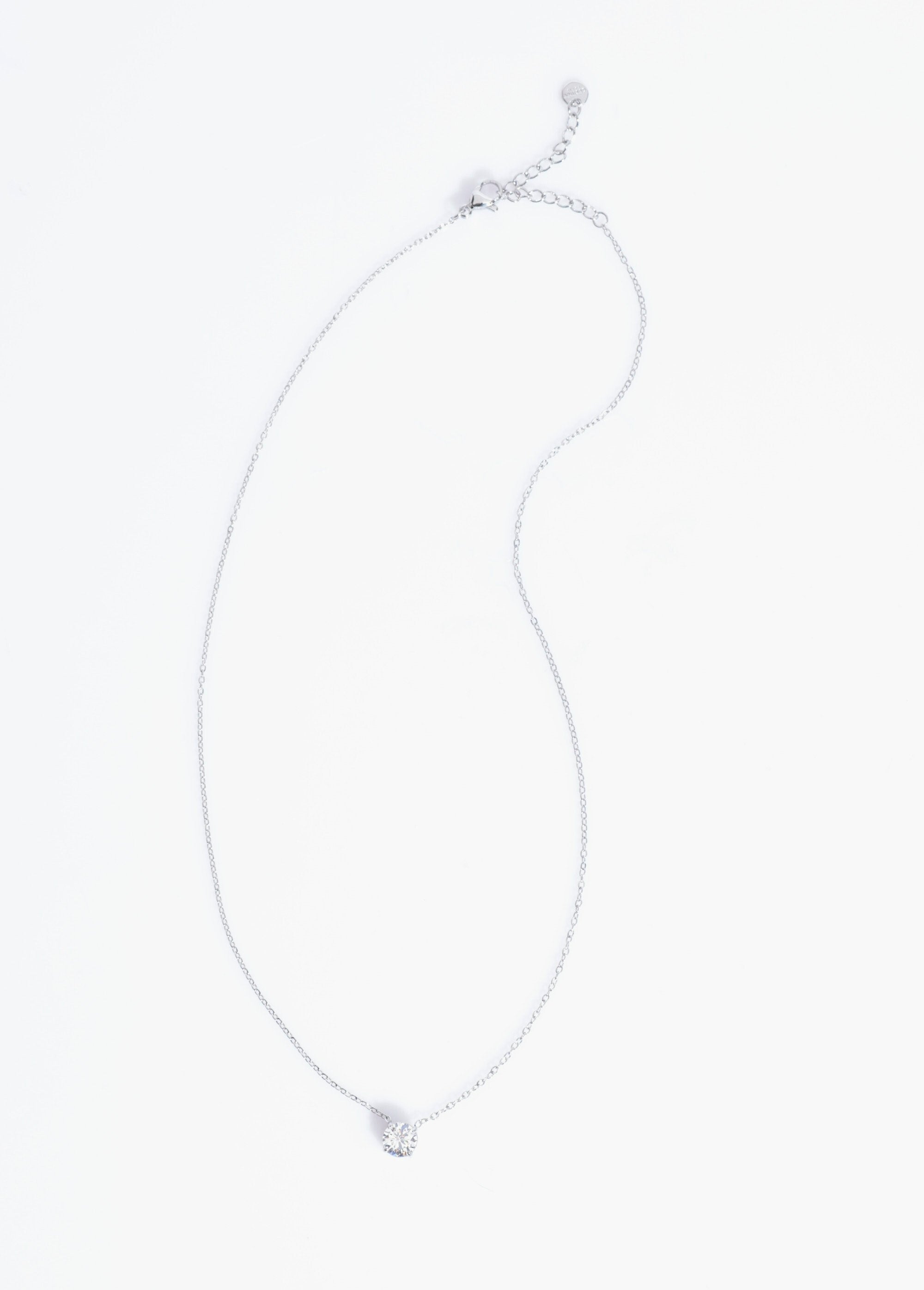 Stainless_steel_necklace_with_zirconium_Silver_FA1_slim