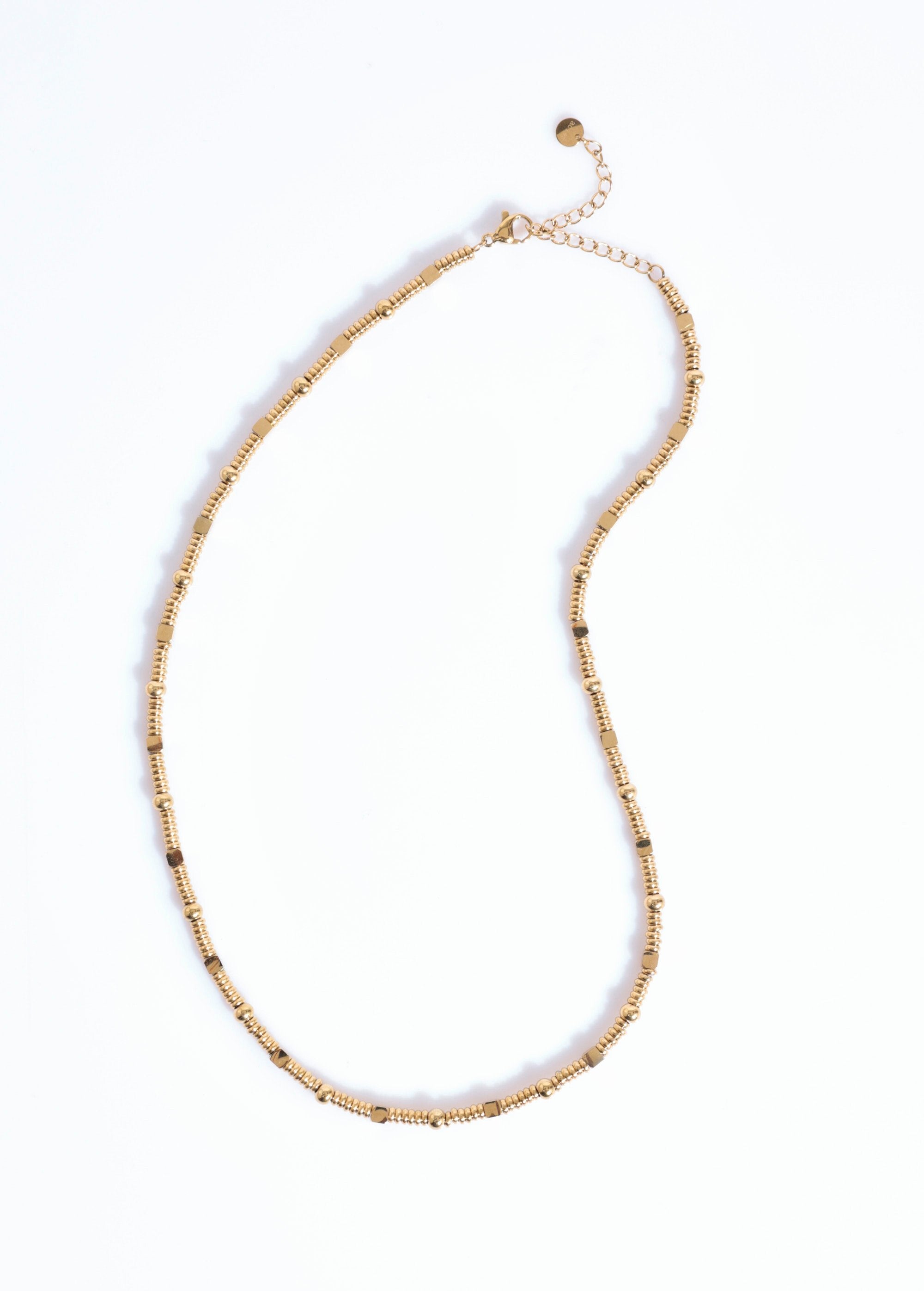 Soft_stainless_steel_mesh_necklace_Golden_FA1_slim