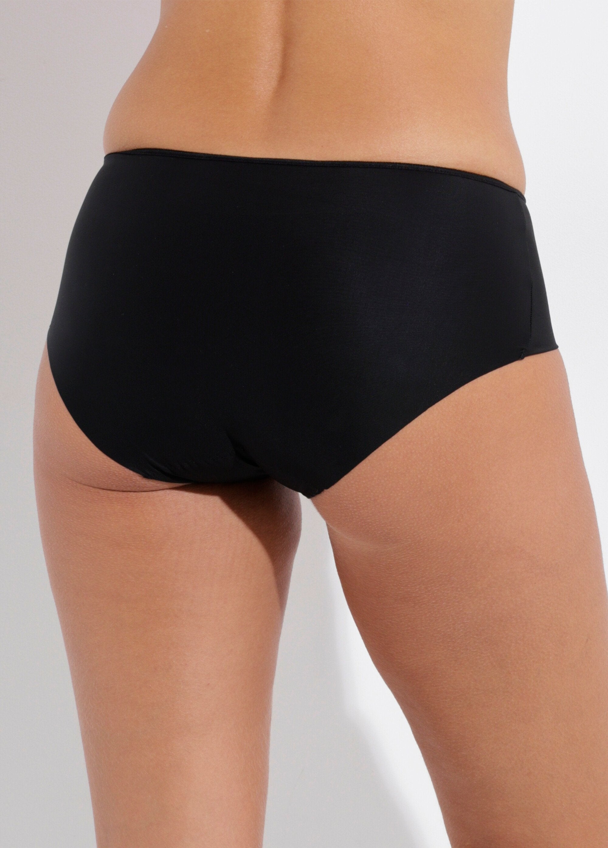 Sculpting_midi_briefs,_regular_waist_Black_DO1_slim