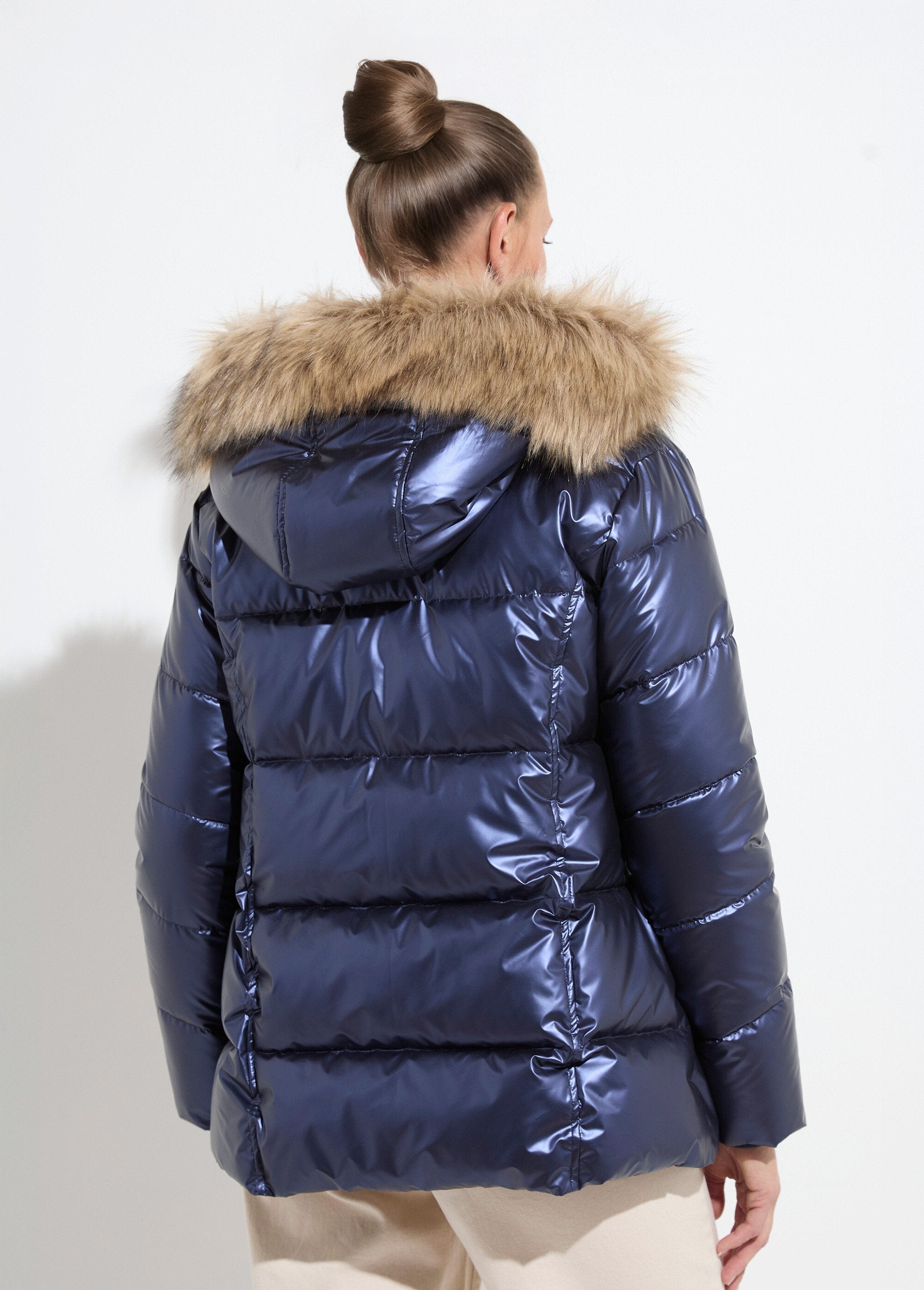 Doudoune_courte_matelassée_à_capuche_effet_métallisé_Bleu_DO1_slim