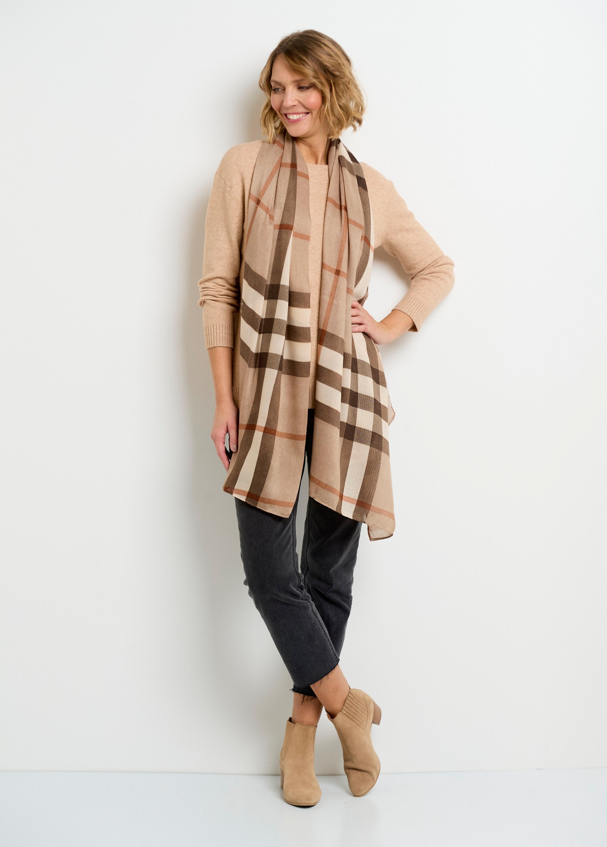 Scottish_style_plaid_scarf_Beige_SF1_slim