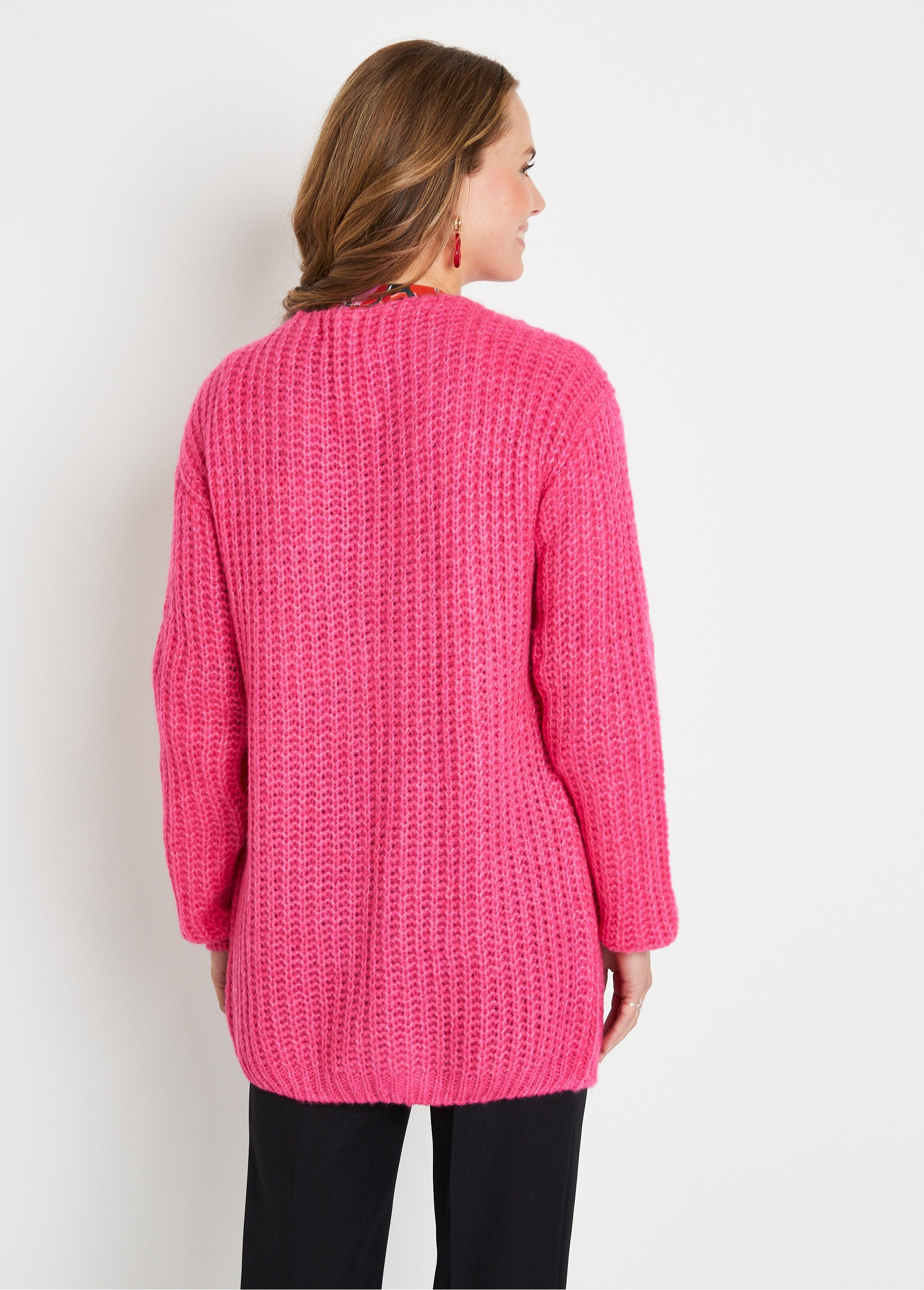 Long_cardigan,_plain_edge_to_edge,_large_knit_Fuchsia_DO1_slim