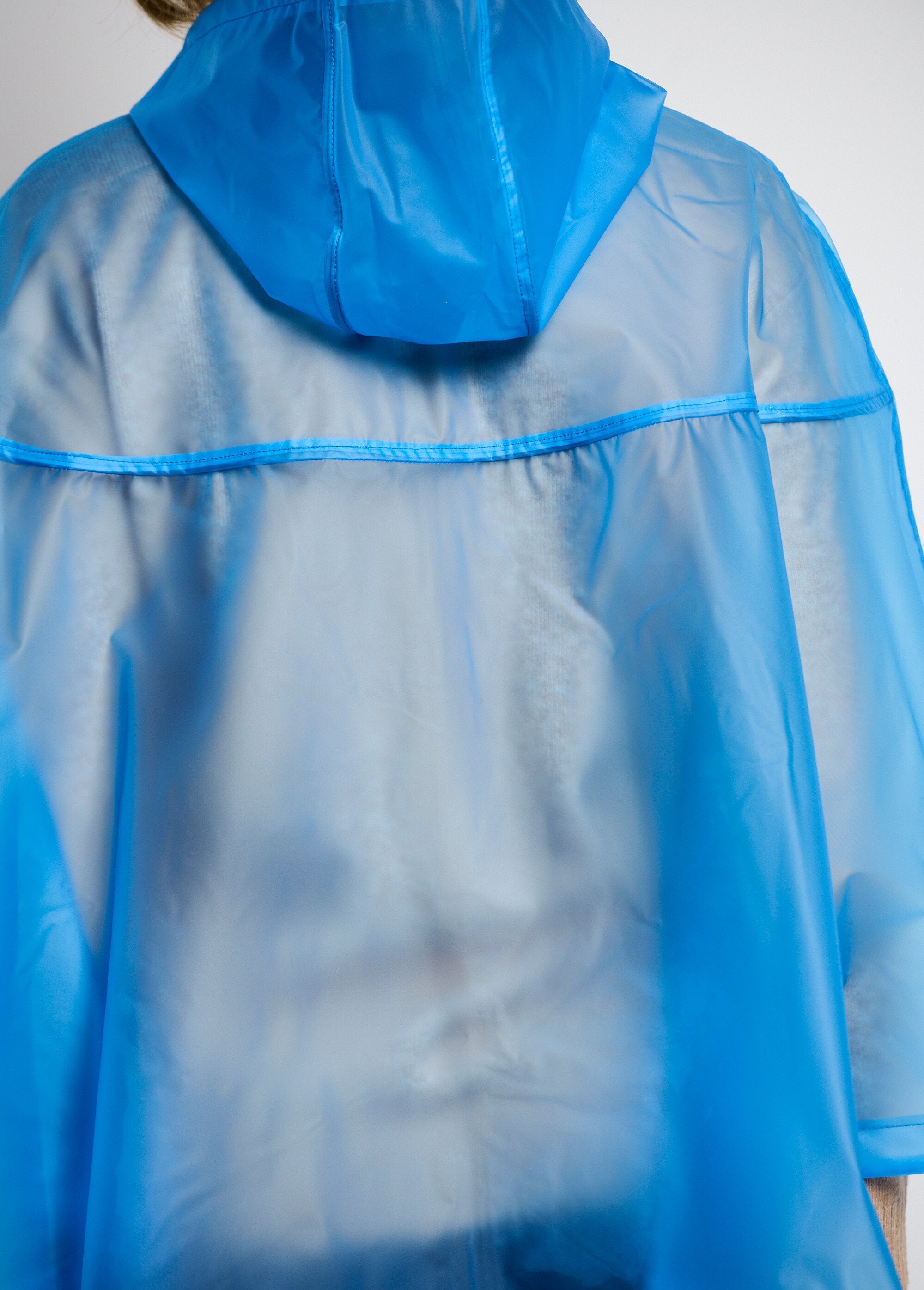 Fancy_transparent_windbreaker_Transparent_blue_DO2_slim