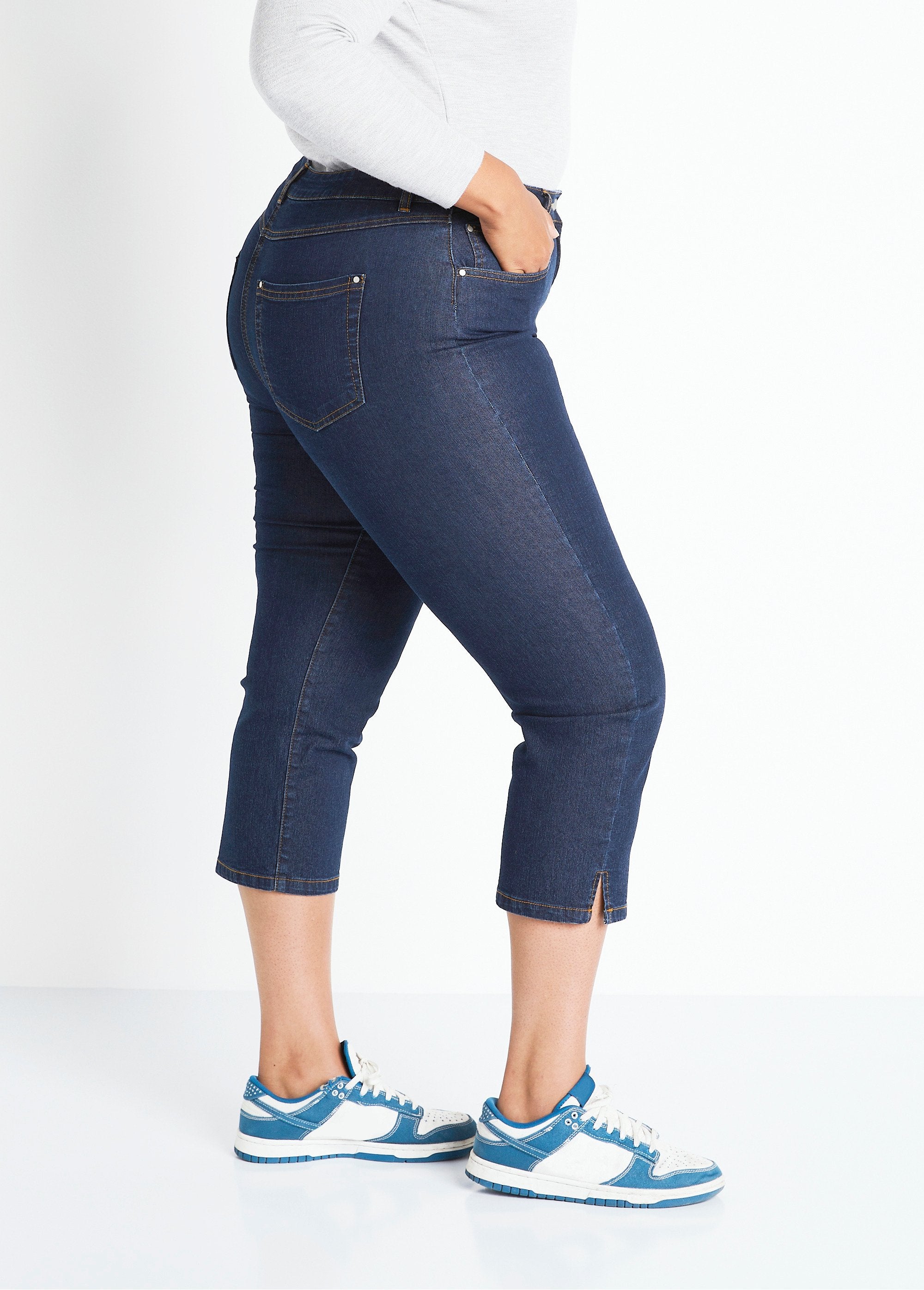 Cropped_stretch_denim_pants_Indigo_DR1_curvy