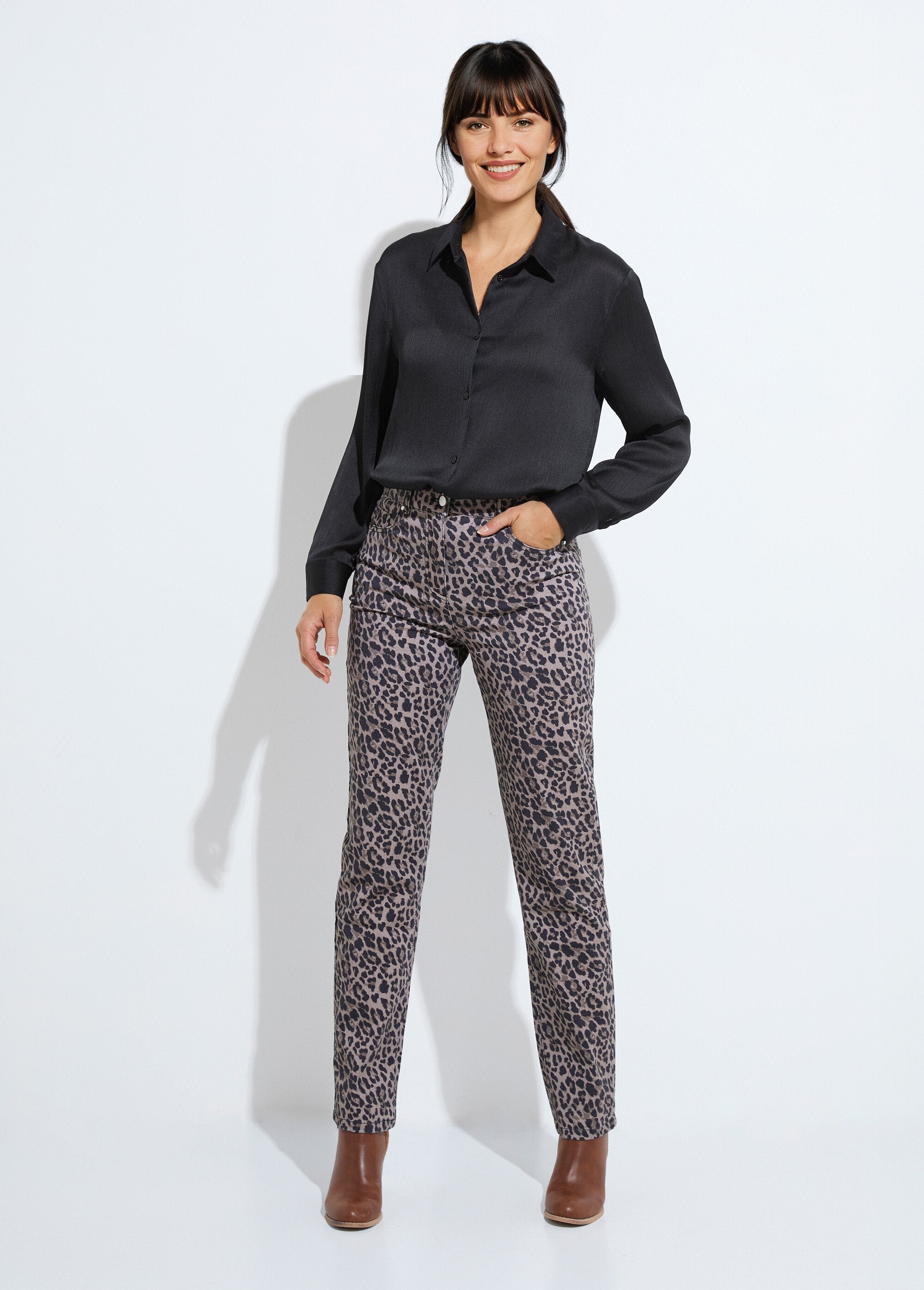 Stretch_cotton_5-pocket_straight_pants_Leopard_SF1_slim