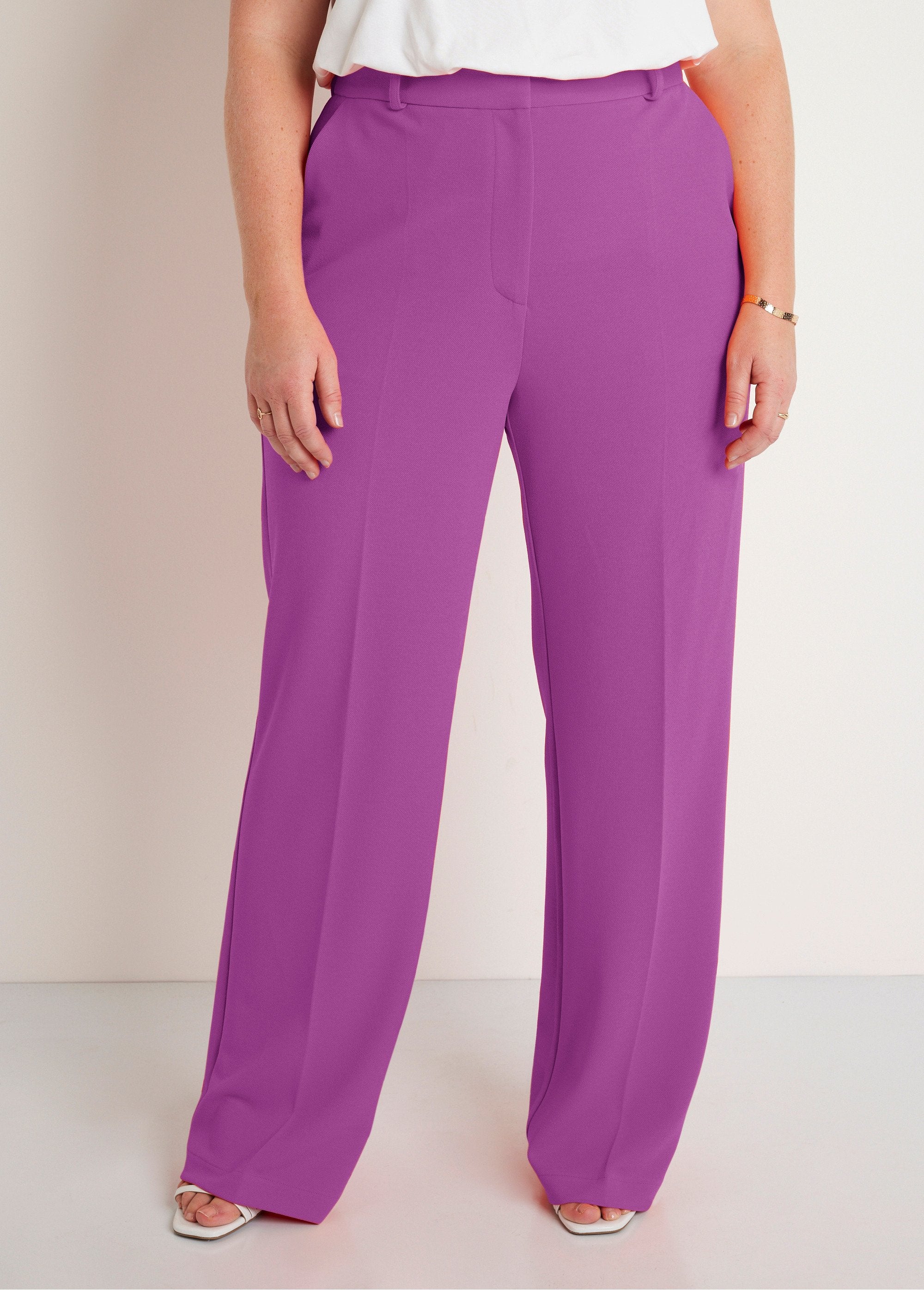 Wide_flowing_pants_Purple_FA1_curvy