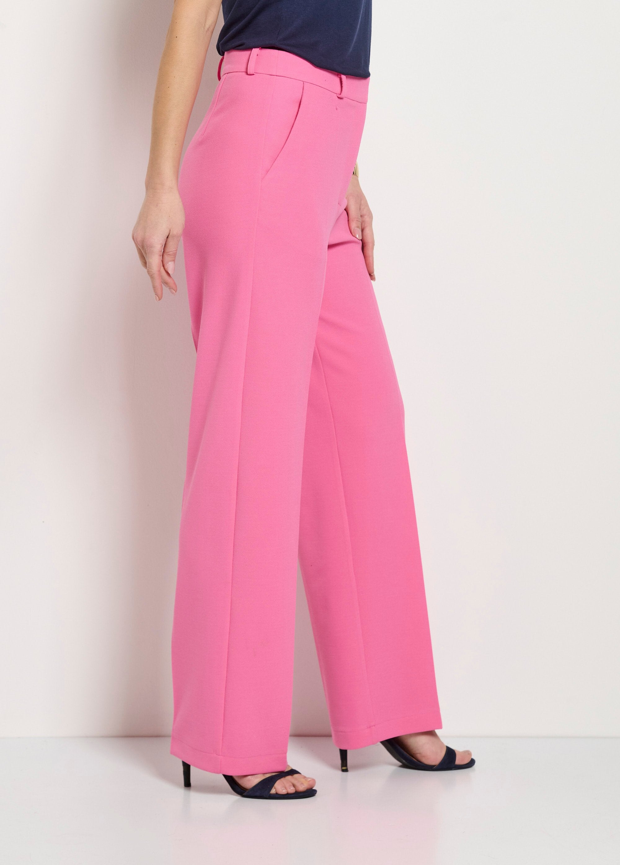 Wide_flowing_pants_Pink_DR1_slim