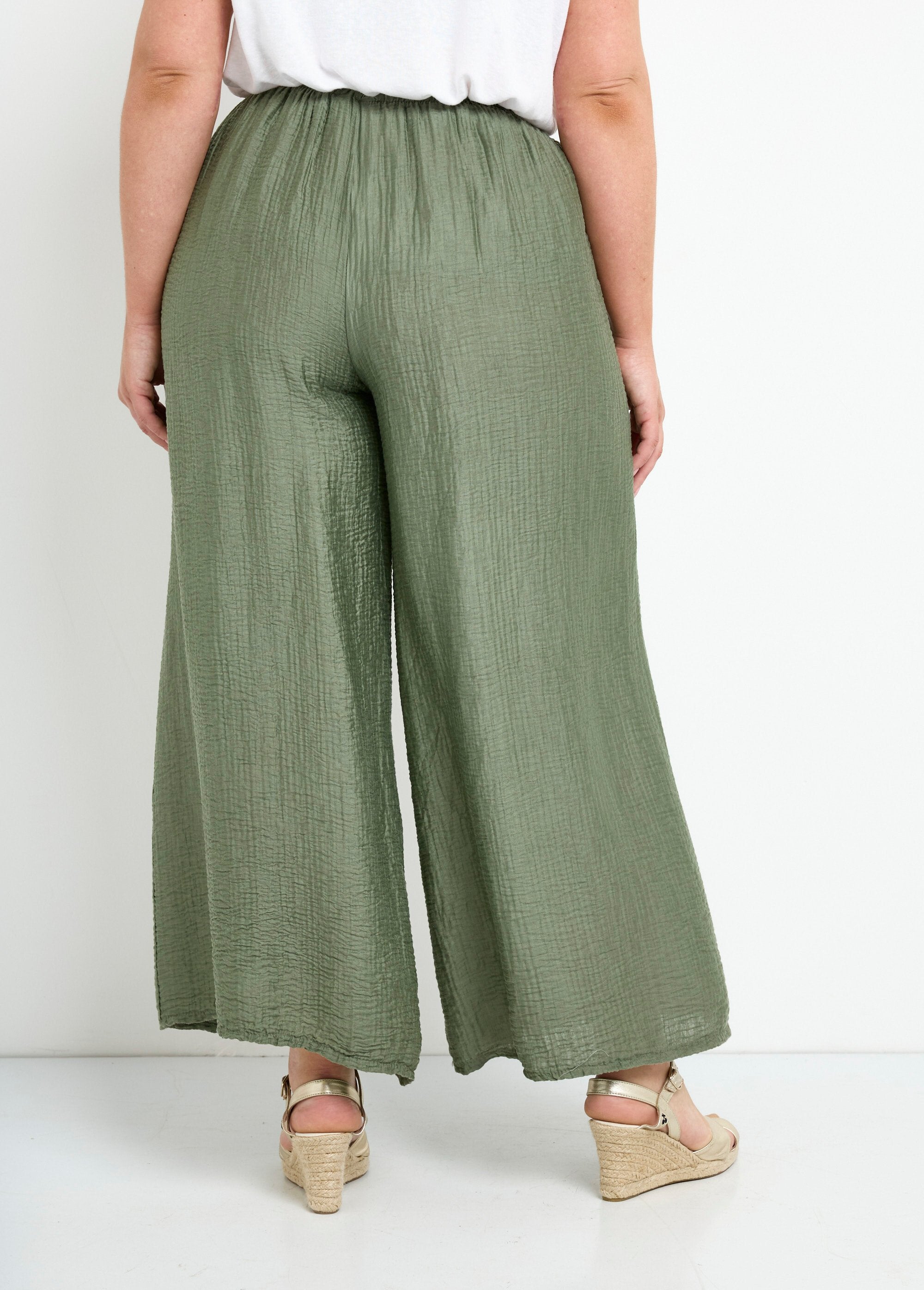 Wide,_flowing_lyocell_pants_Khaki_DO1_curvy