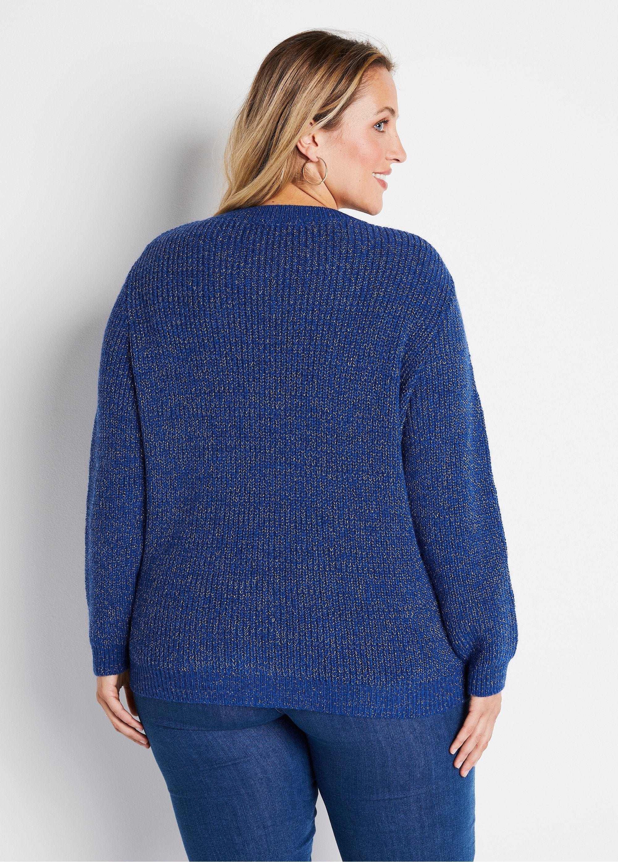 Round_neck_beaded_knit_sweater_with_wool_Blue_DO1_curvy