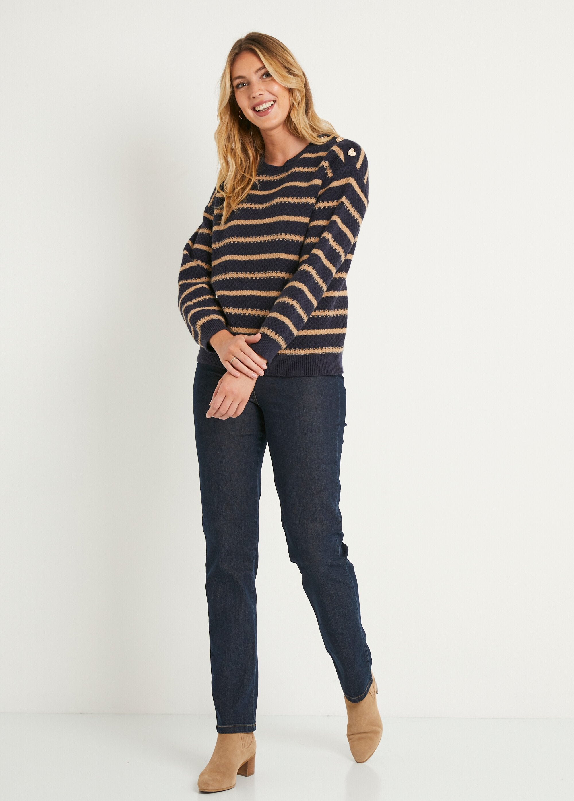 Soft_striped_sweater_round_neck_fancy_knit_Navy_and_camel_SF1_slim