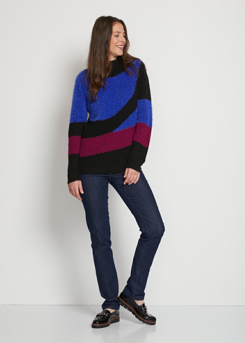 Graphic_sweater_with_beaded_and_fuzzy_knit_Blue_and_fuchsia_SF1_slim