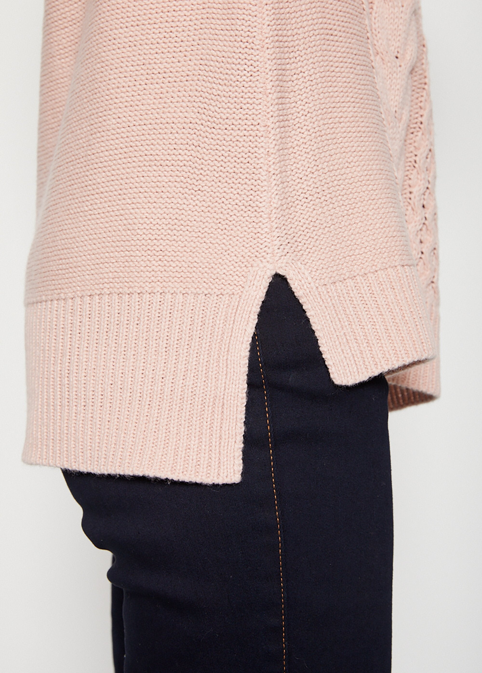 Reverse_and_cable_jersey_tunic_sweater_Pink_DE1_slim