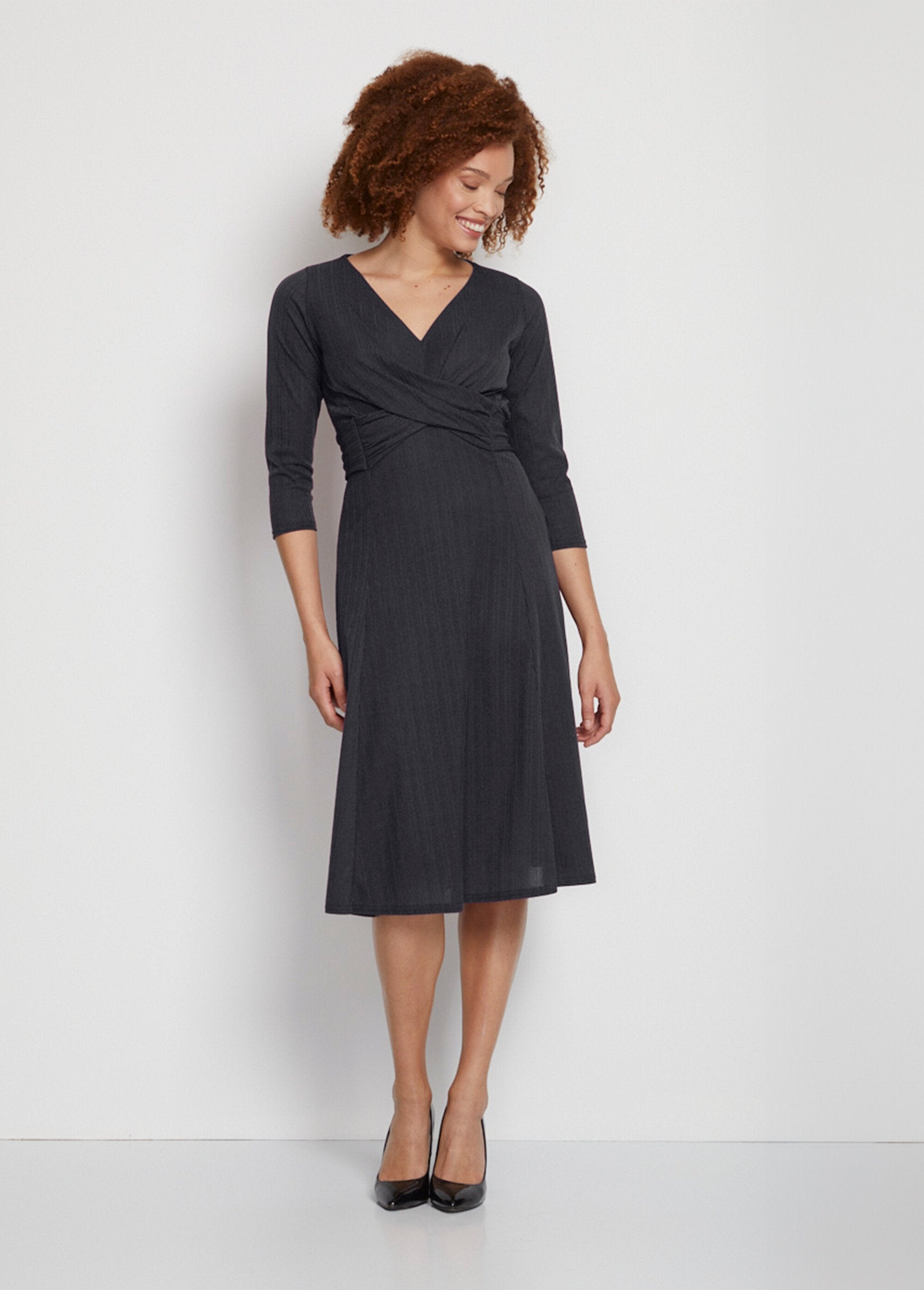 Short_knit_wrap_dress_Black_FA1_slim