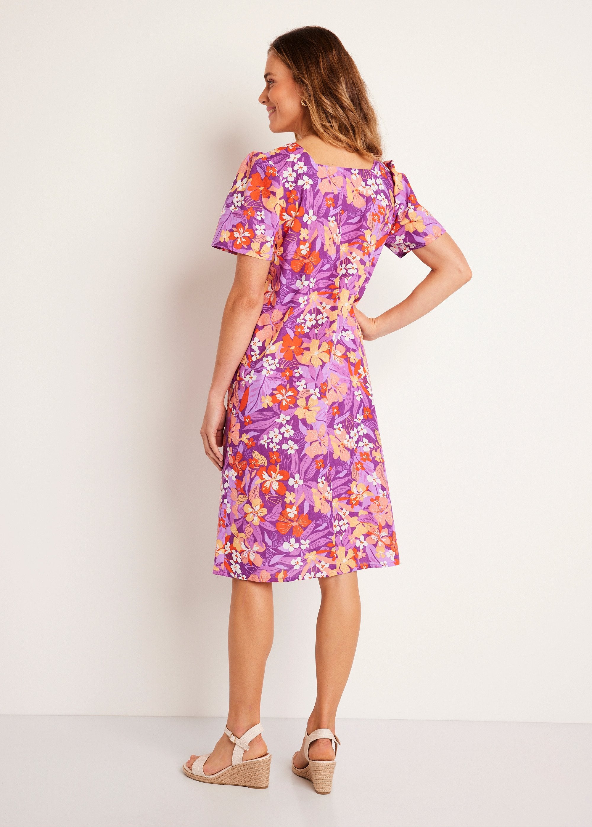 Short_apron_dress_with_short_sleeves_Purple_and_orange_DO1_slim