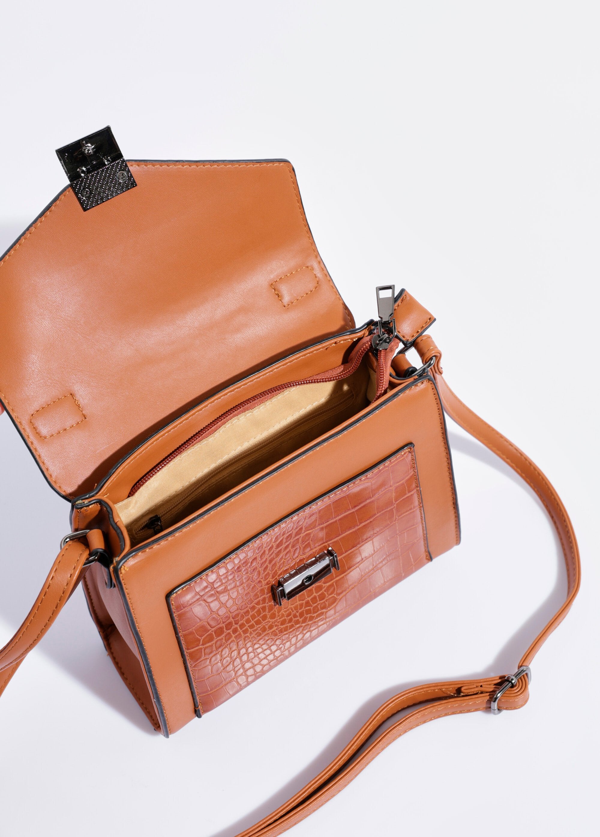 Reptile-look_handbag,_short_handle_camel_DE1_slim