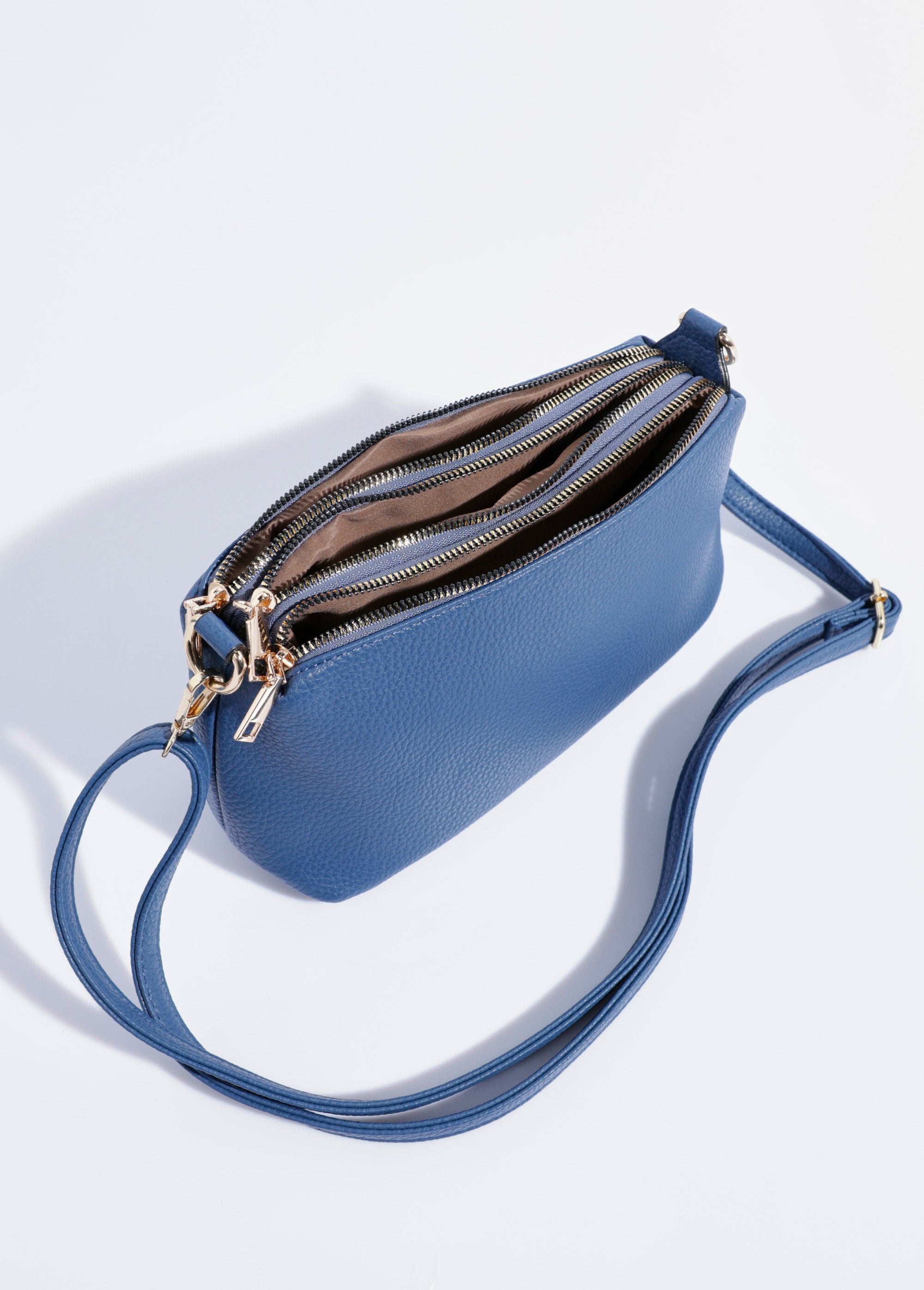 3-compartment_clutch_bag_Blue_DE1_slim