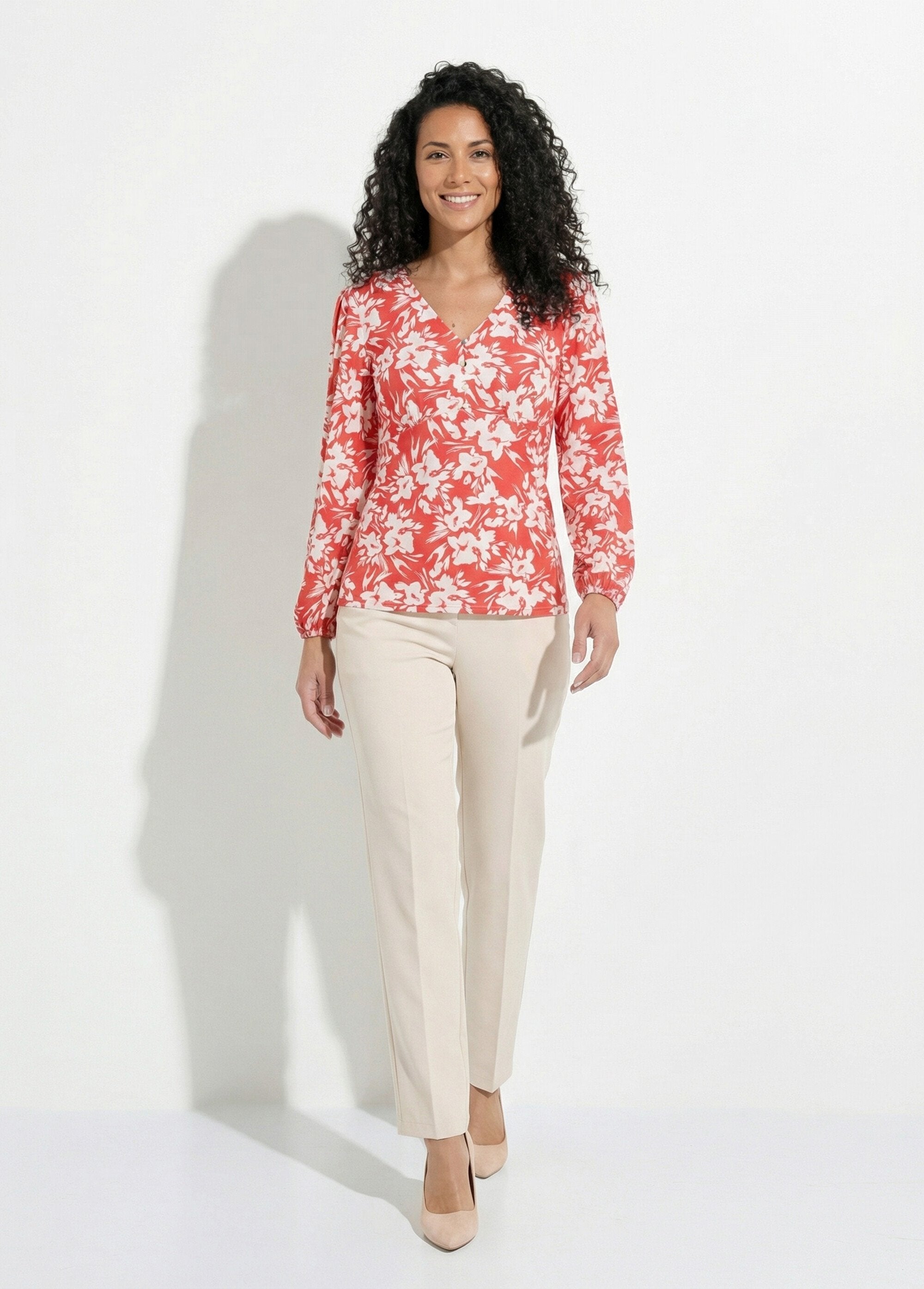 T-shirt_col_V_boutonné_évasé_imprimé_Rouge_SF1_slim