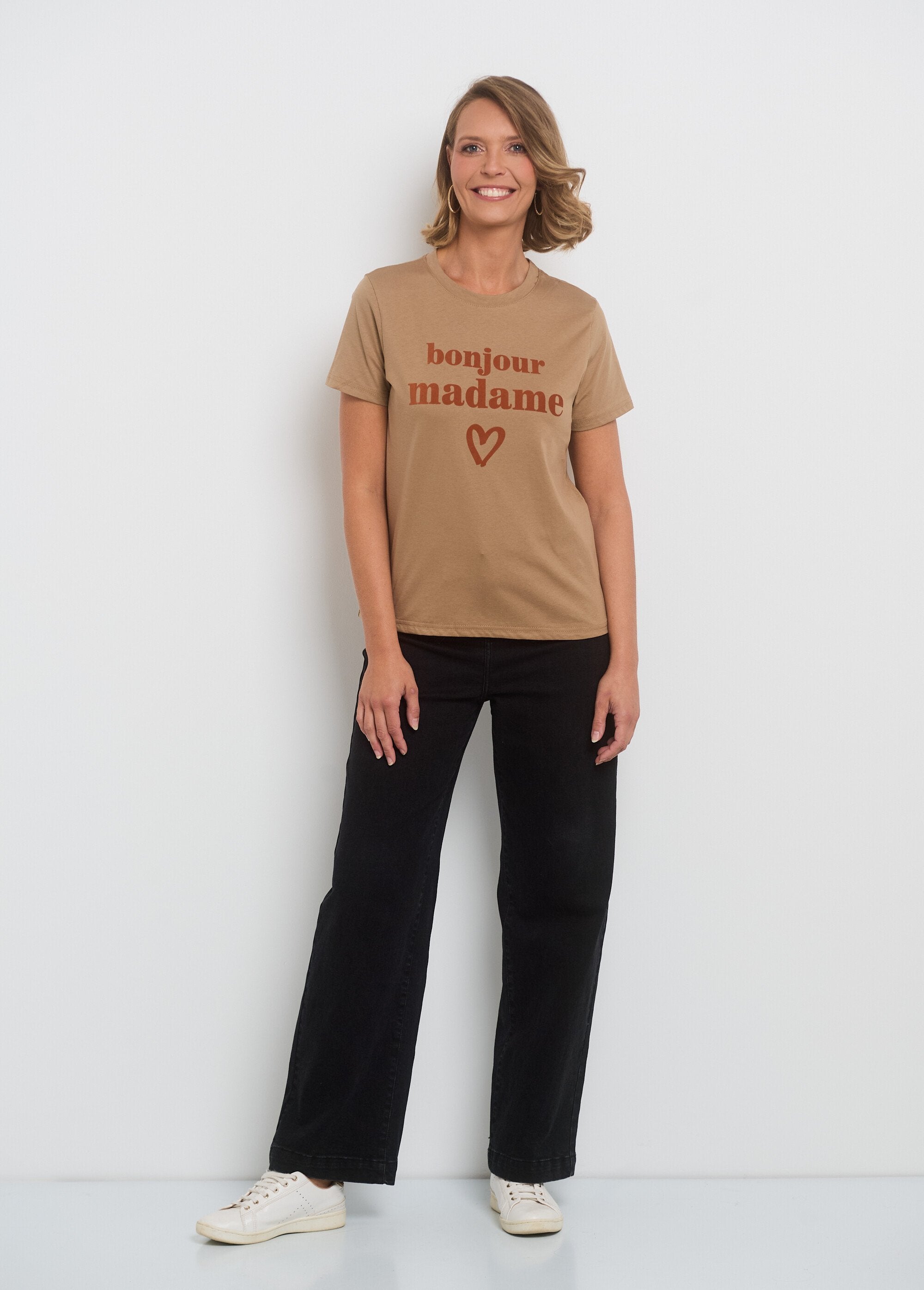 T-shirt_manches_courtes_message_"Madame"_Camel_SF1_slim