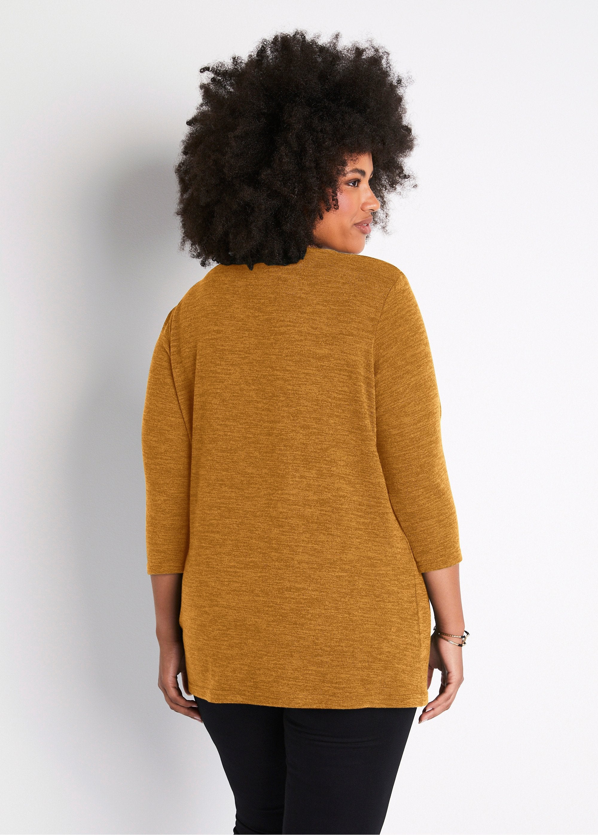 Long_flared_t-shirt_with_3/4_sleeves_and_round_neck_Plain_honey_DO1_curvy