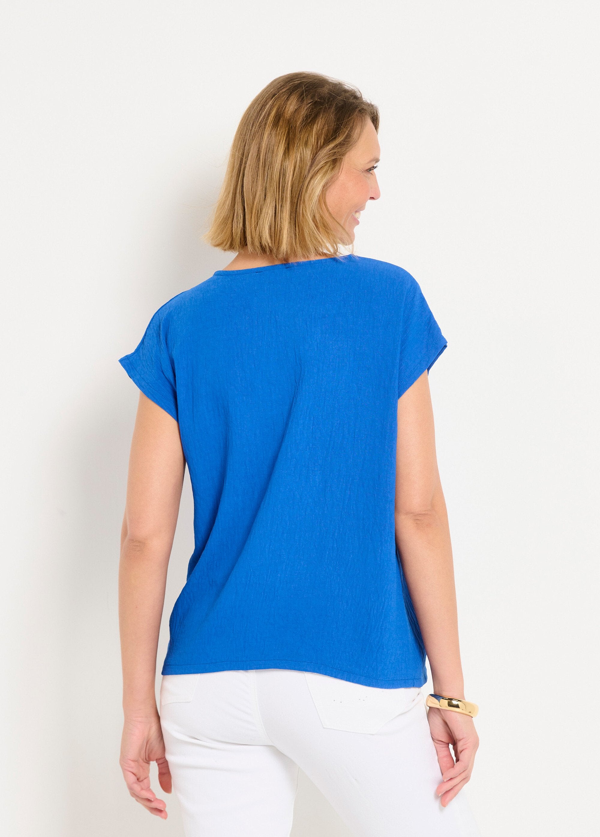 Scalloped_V-neck_tunic_with_kimono_sleeves_Royal_blue_DO1_slim