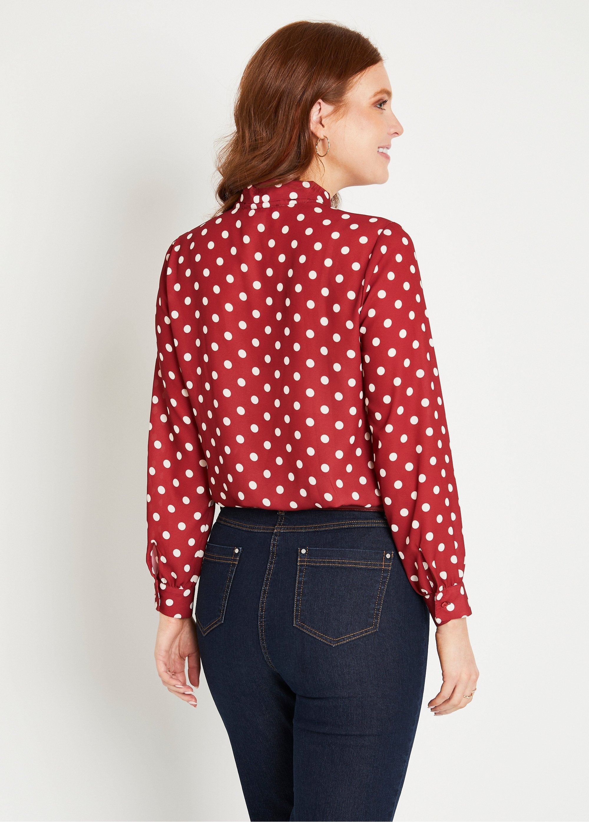 Fluid_tunic_with_plain_or_polka-dot_lavallière_collar_Bordeaux_and_ecru_DO1_slim