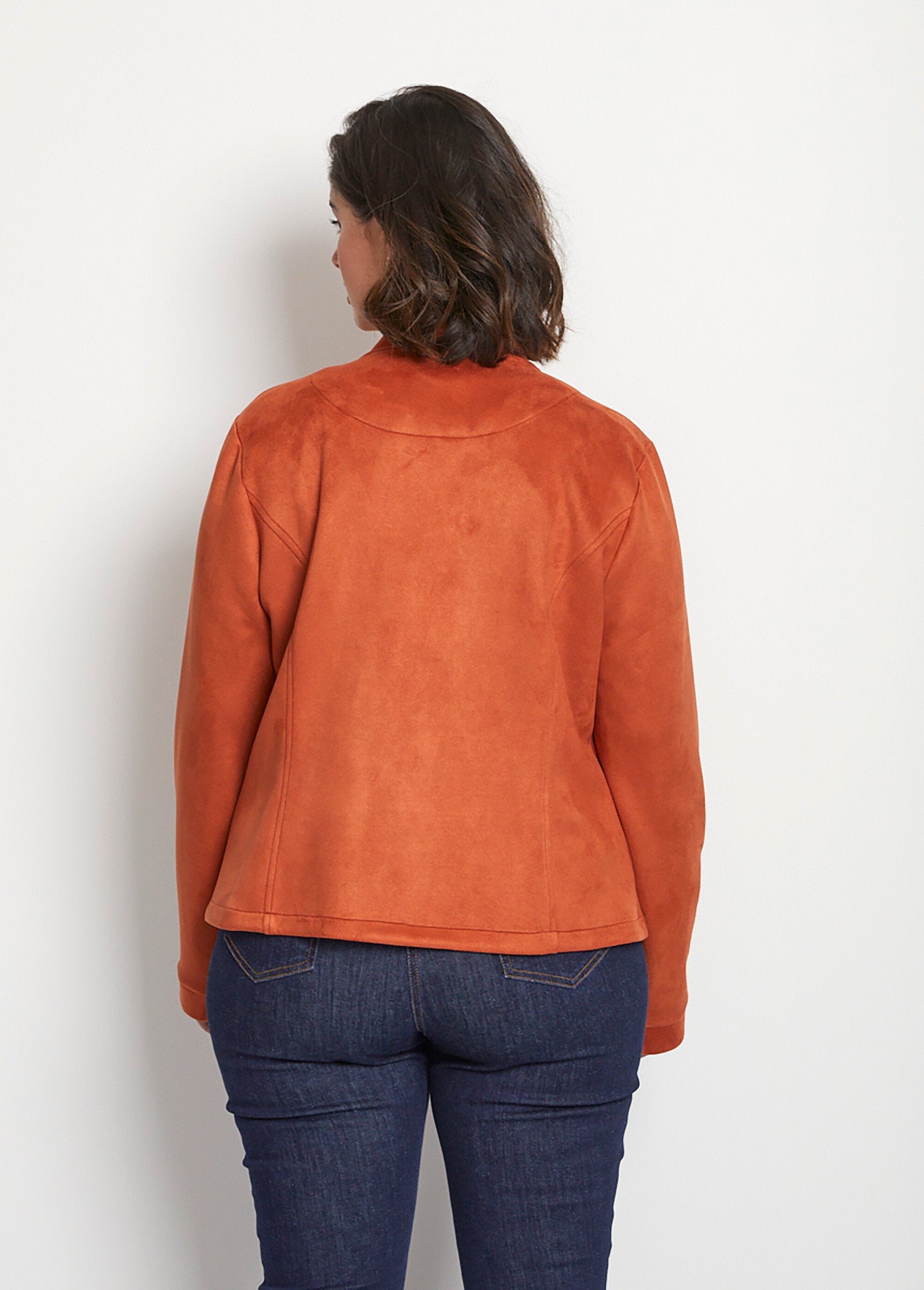 Short_snap_jacket_in_suede_knit_Paprika_DO1_curvy